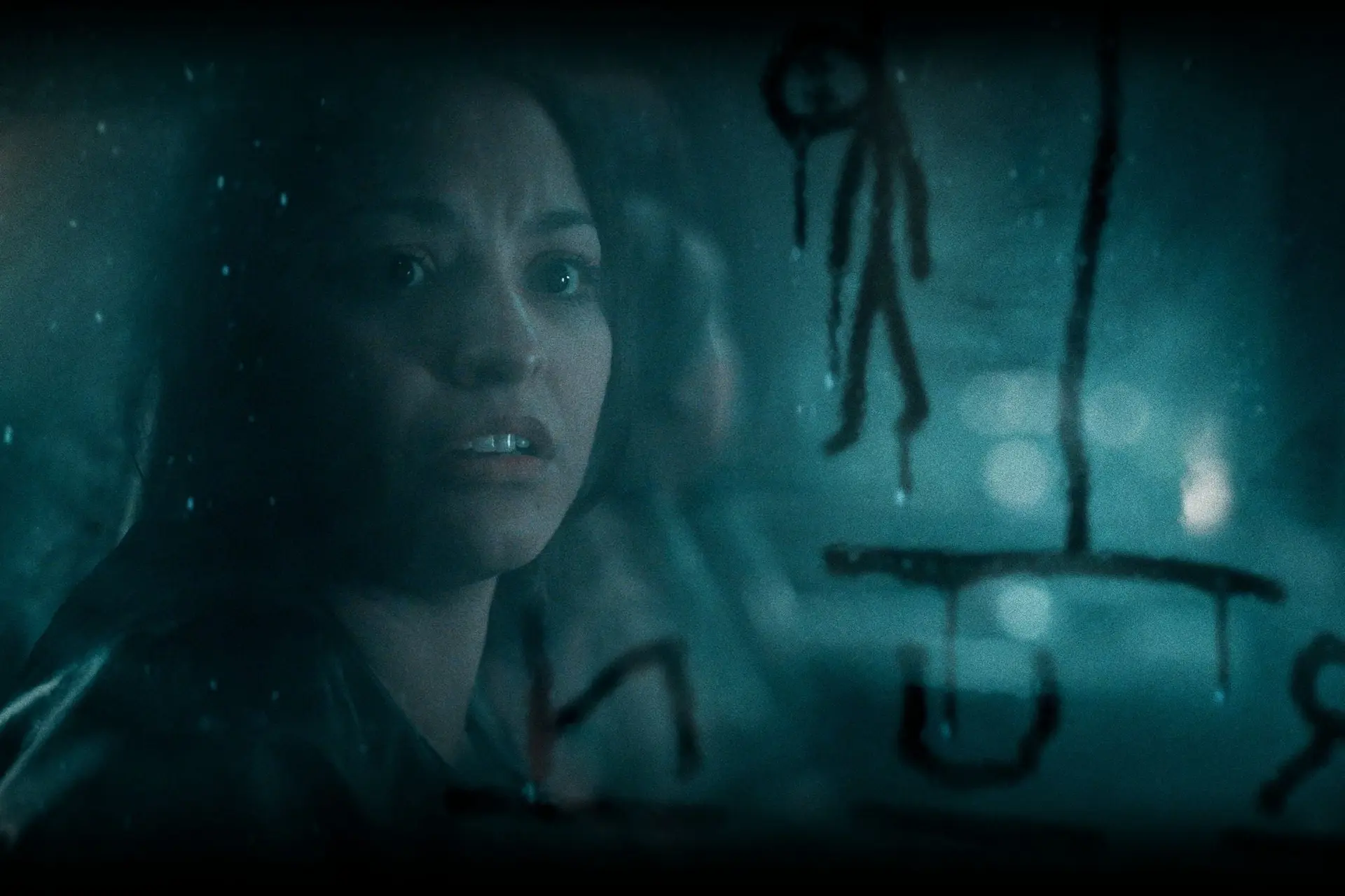 Bovennatuurlijke horrorfilm over een set vervloekte tarotkaarten vanaf vandaag nieuw op Netflix