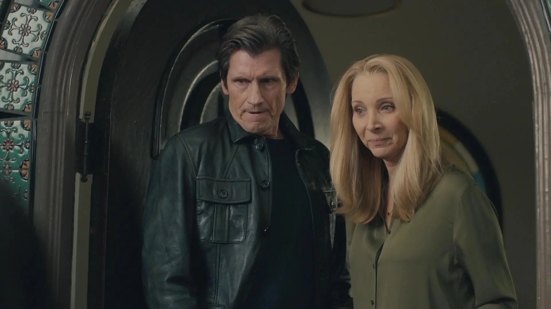 Nieuwe Netflix-serie met Lisa Kudrow wordt massaal gebinged: "In één ruk uitgekeken!"