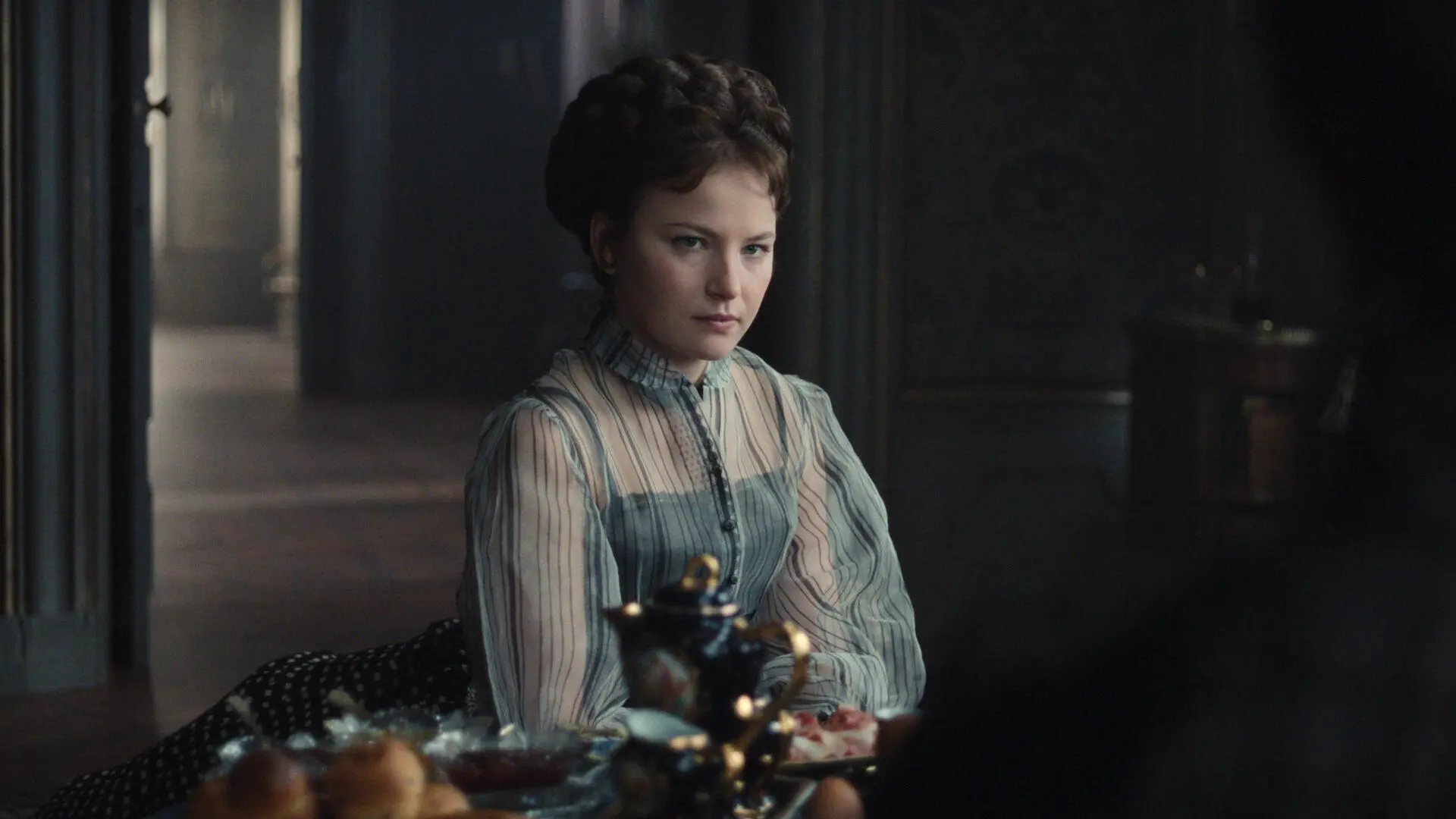Historische Netflix-serie 'The Empress' officieel verlengd voor een derde, laatste seizoen