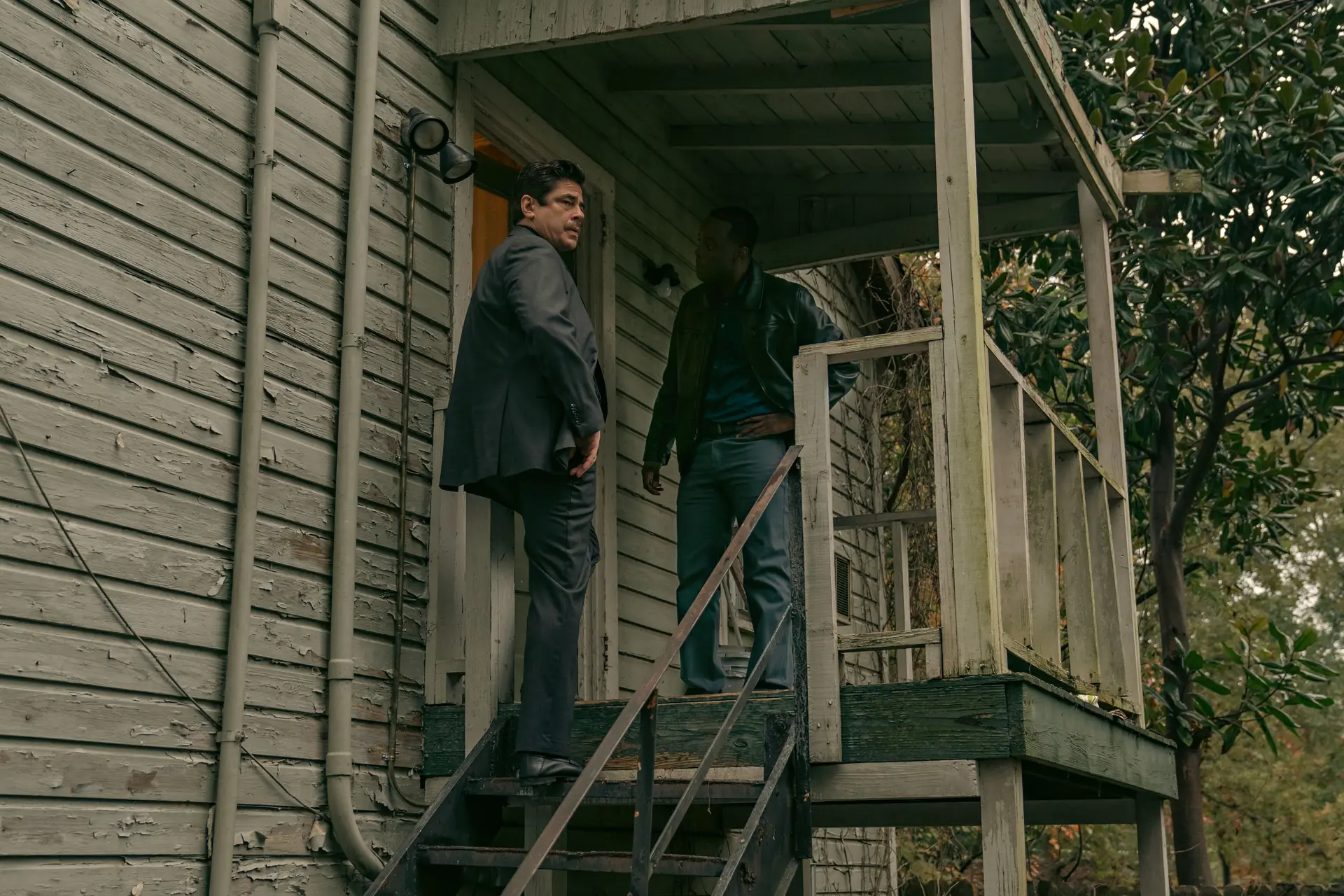 Deze spannende thriller met Benicio del Toro is een must-watch op Netflix: "Uitstekende twists"