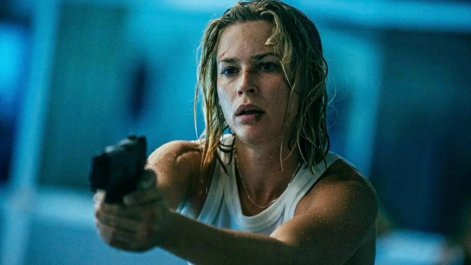 Spanning, actie en paranoia: Knallende Netflix-thriller 'Exterritorial' vanaf vandaag te zien