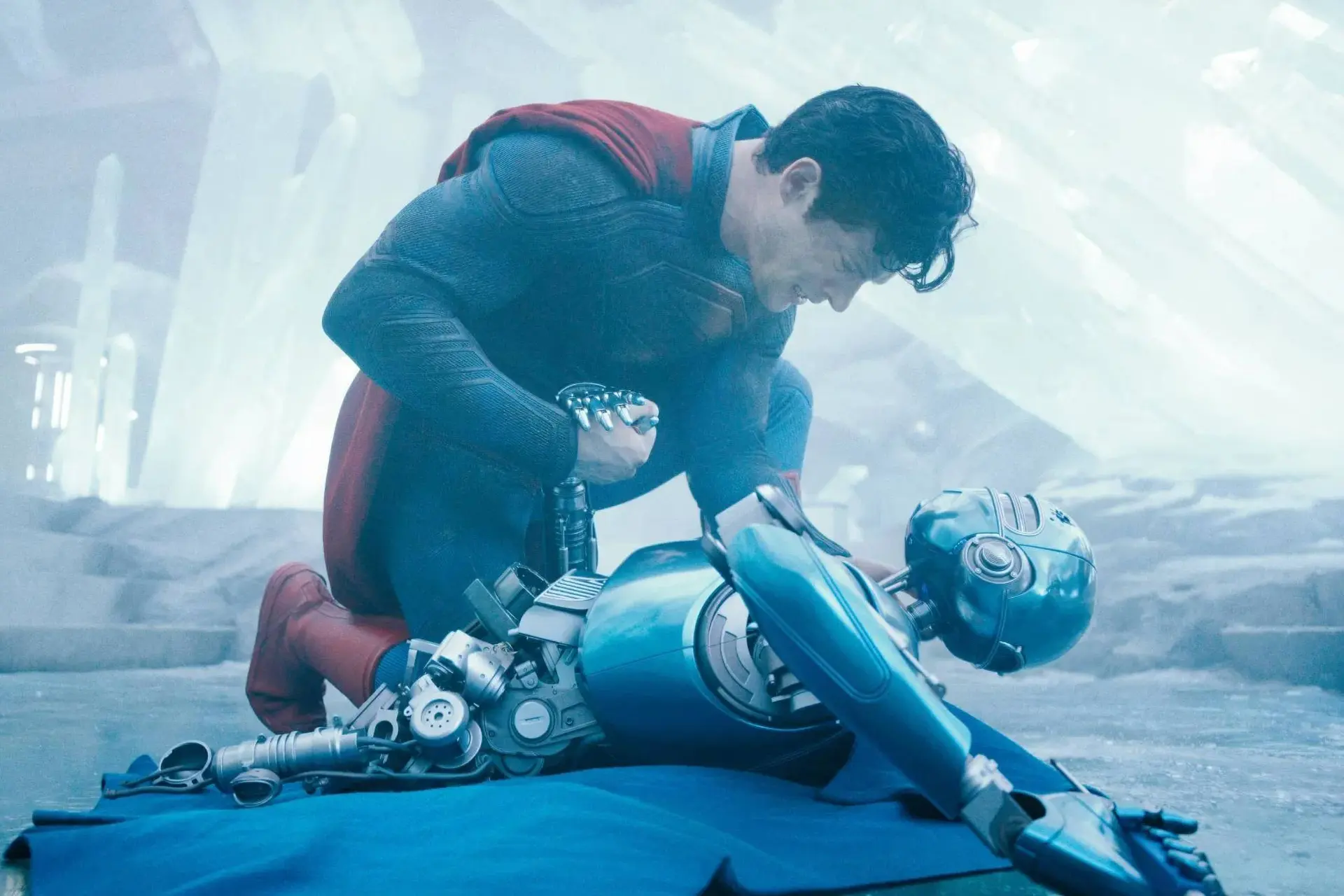 Eerste reacties op nieuwe 'Superman': "Hart, humor en stijl" of toch te veel spektakel?