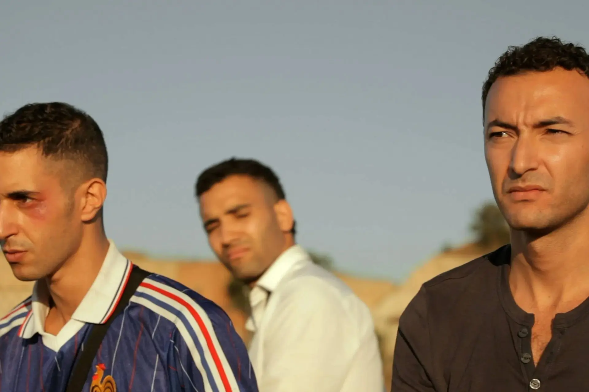 Nederlandse roadmovie met Nasrdin Dchar en Achmed Akkabi vanaf vandaag te zien op Netflix