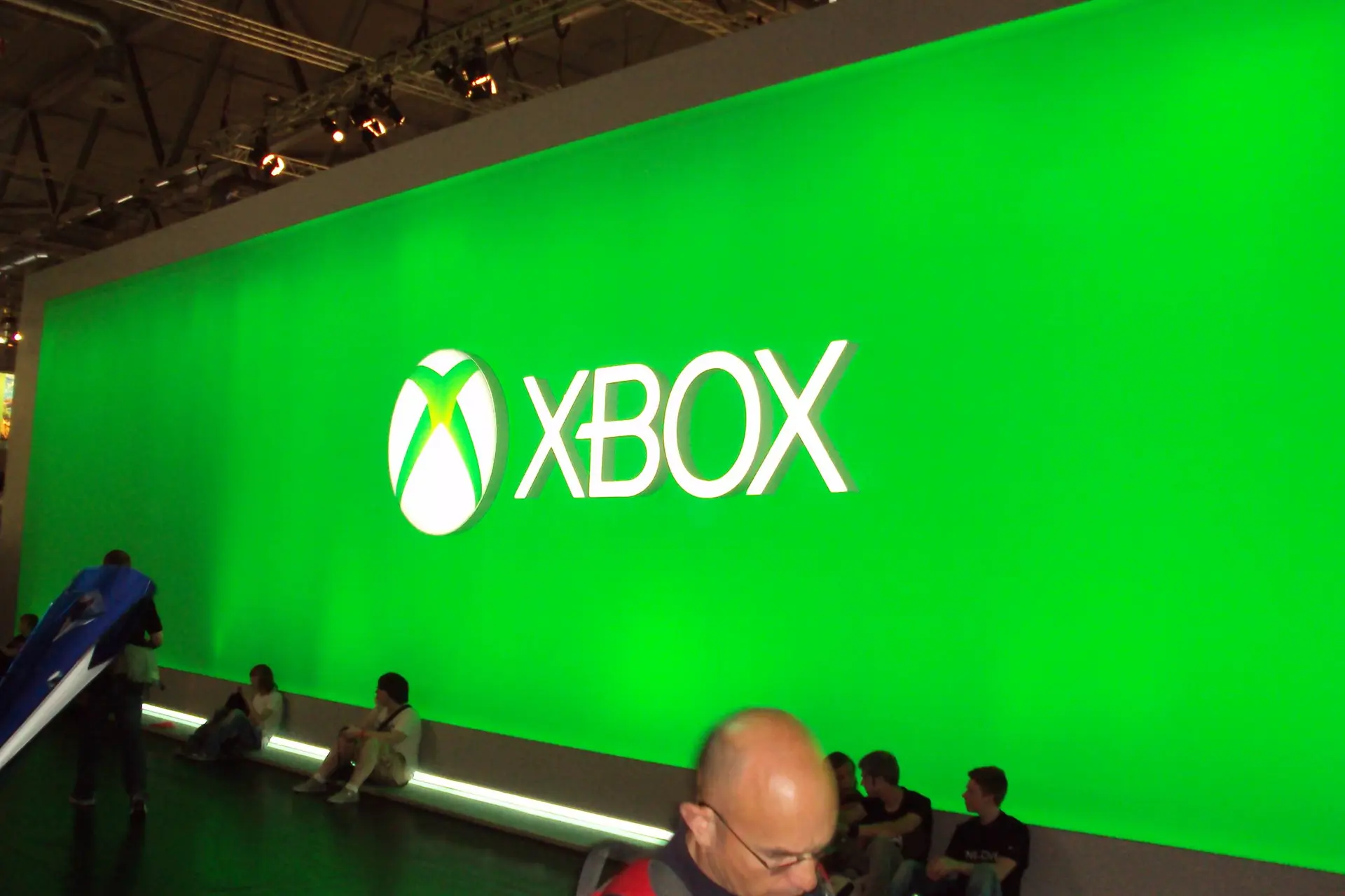 Microsoft viert 50e verjaardag: Catawiki veilt zeldzame Xbox 360 gesigneerd door Bill Gates