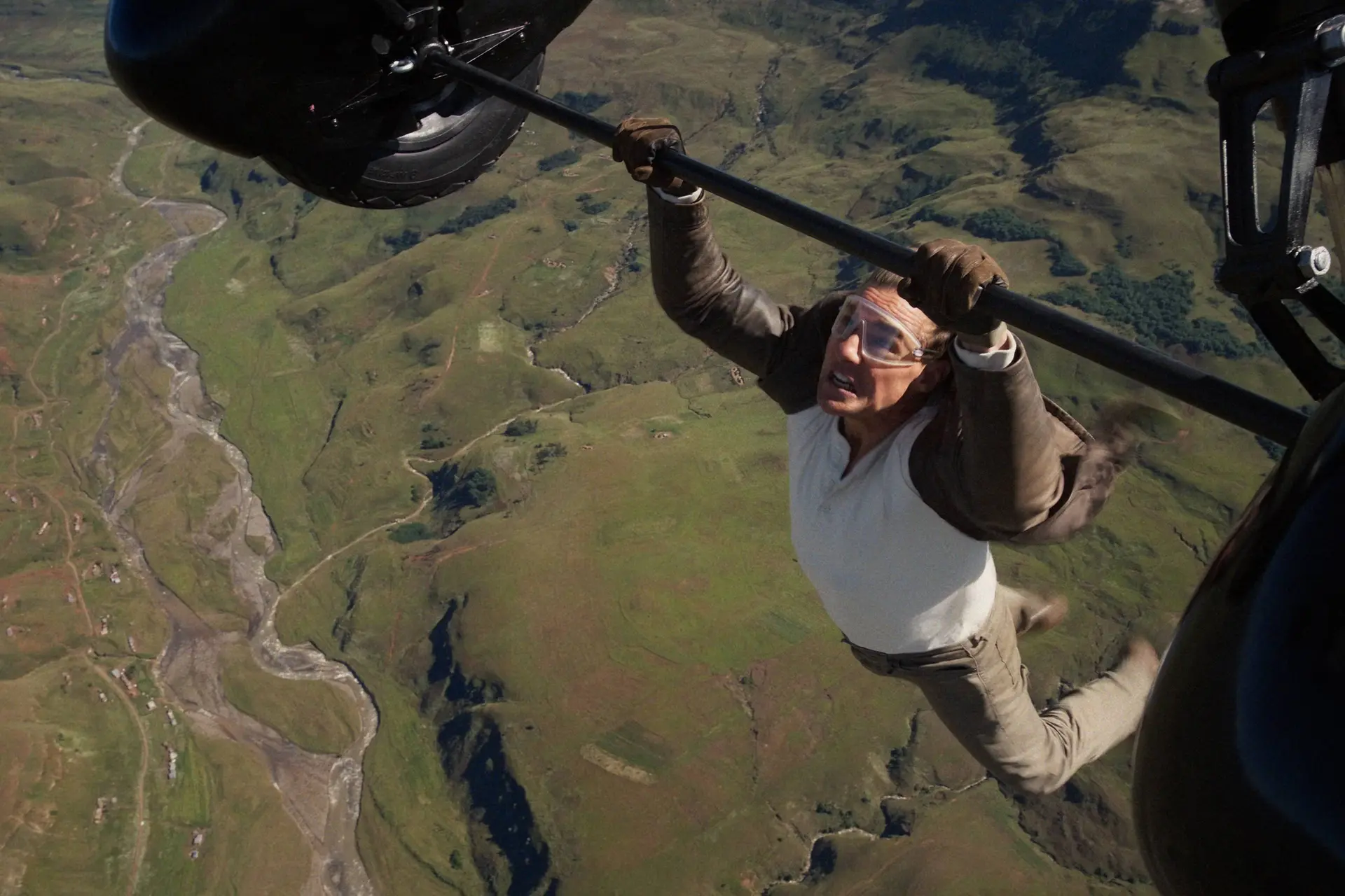 Recensie: 'Mission: Impossible – The Final Reckoning' Tom Cruise gaat weer tot het uiterste