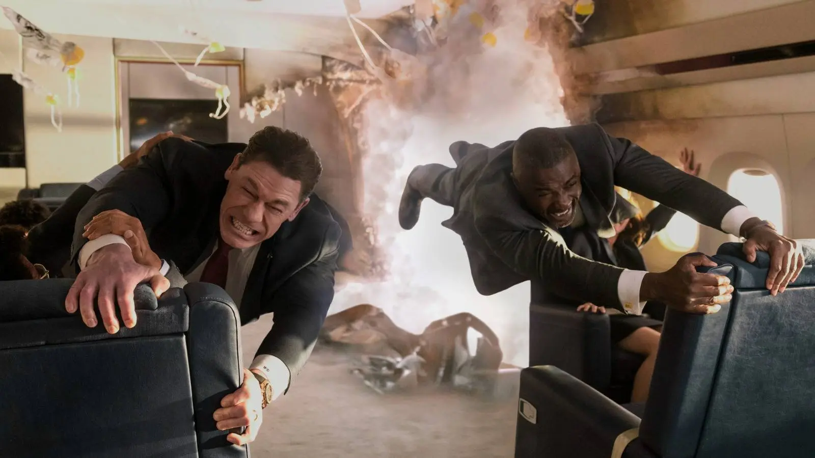 Prime Video deelt knallende trailer van nieuwe actiefilm met John Cena en Idris Elba