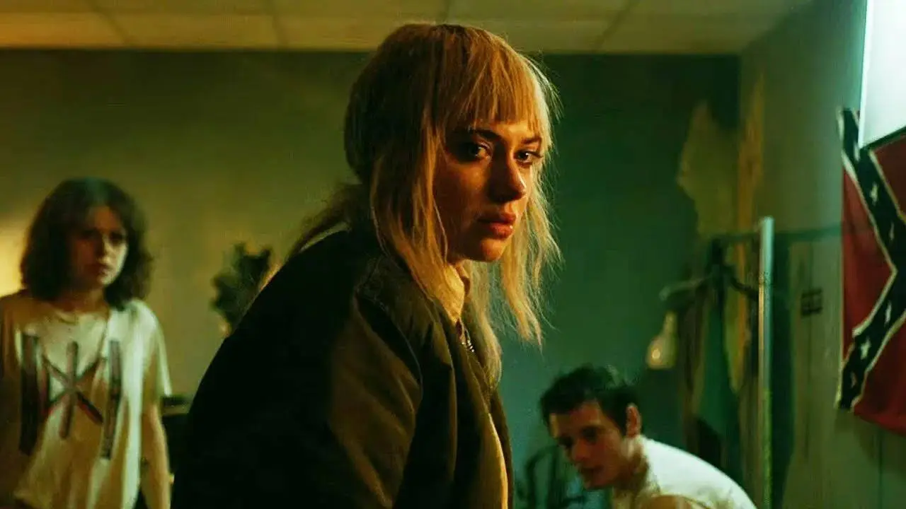 Vechthonden, machetes en skinheads: deze groteske horrorfilm is zéker niet voor tere zieltjes