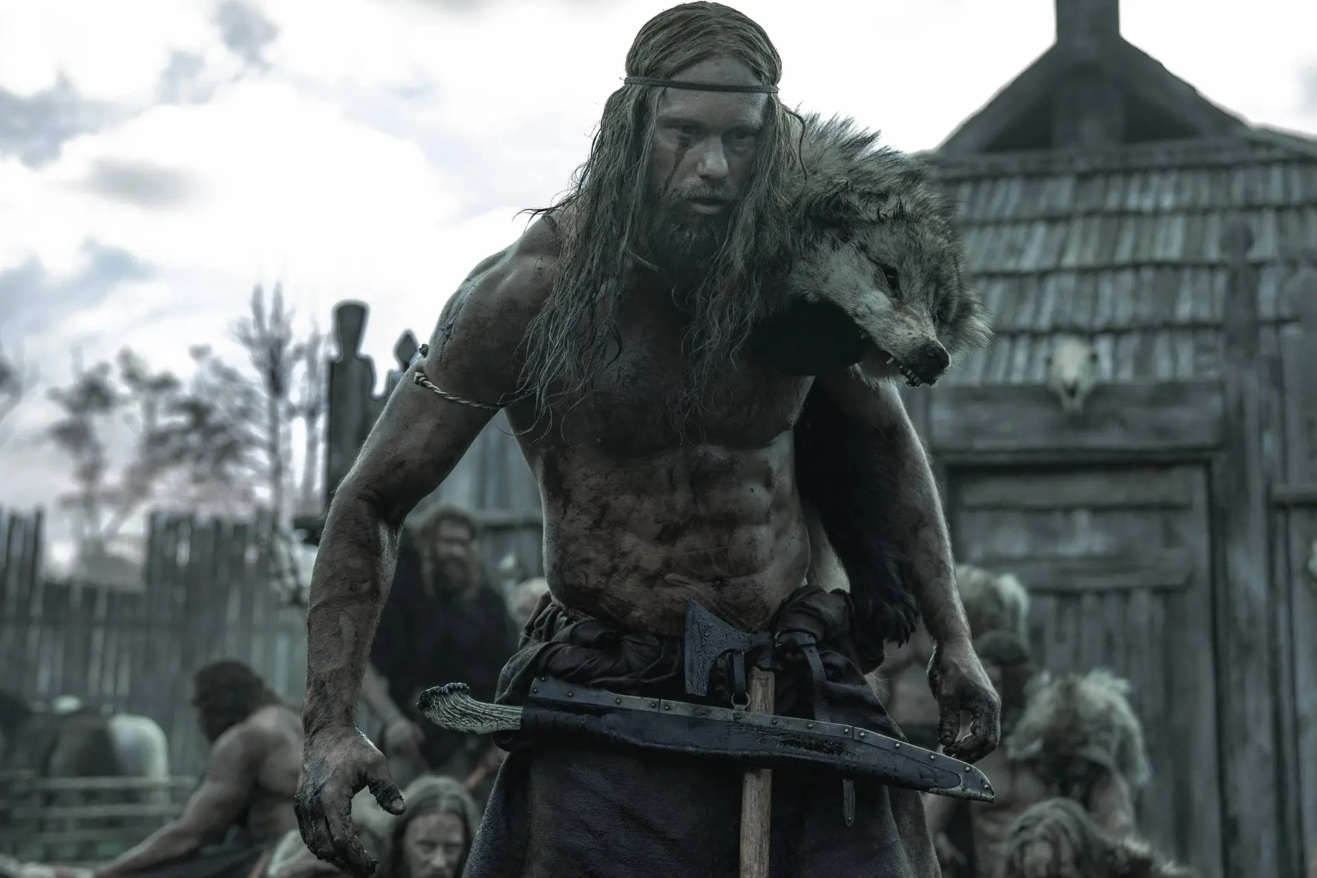 Brute historische actiefilm met Alexander Skarsgård is na één dag al een dikke hit op Netflix