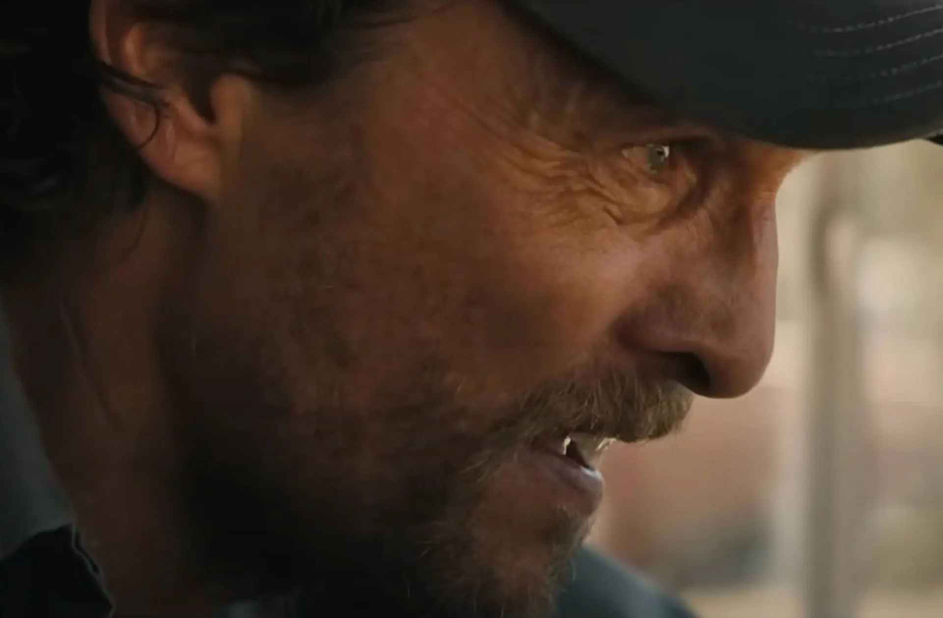 McConaughey is een heldhaftige buschauffeur in de aangrijpende trailer van 'The Lost Bus'