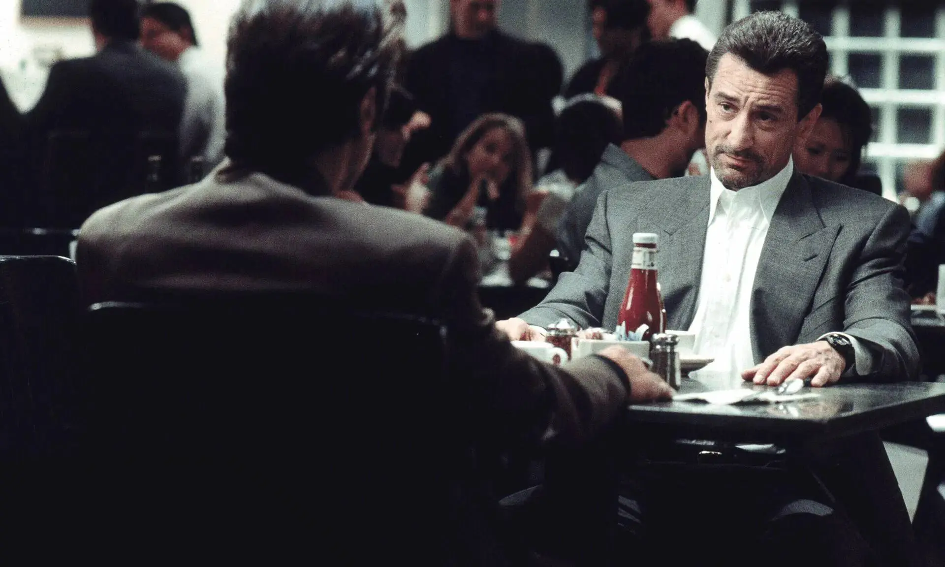 Iconische klassieker met Al Pacino én Robert de Niro vanaf vandaag terug op Netflix