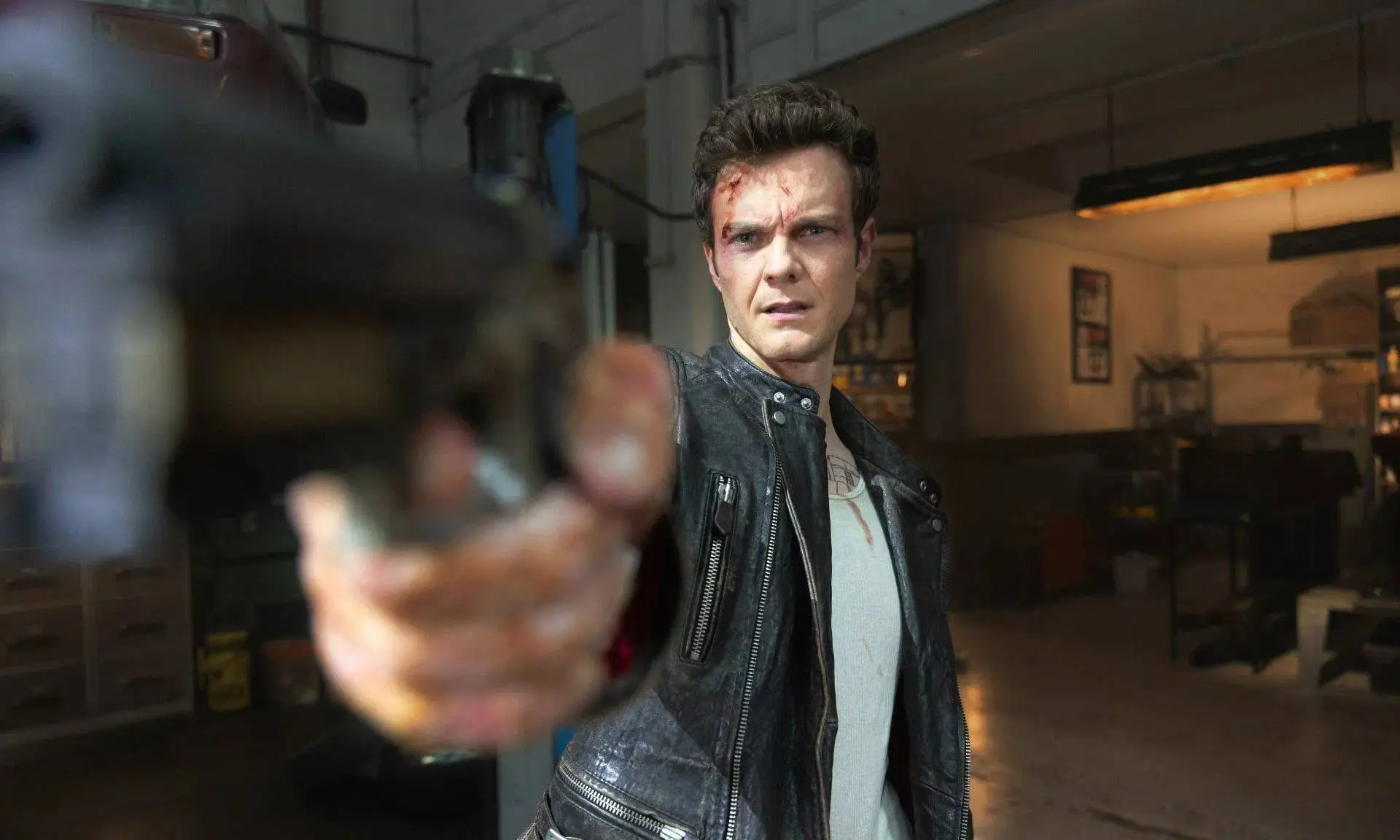 Actiefilm 'Novocaine' met 'The Boys'-acteur Jack Quaid binnenkort te streamen