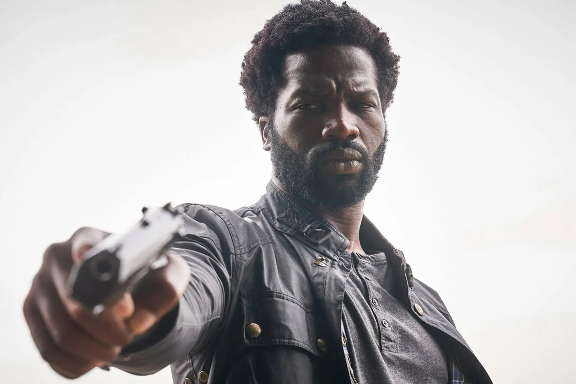 Ṣọpẹ́ Dìrísù speelt de hoofdrol in nieuwe Netflix-thrillerserie 'All the Sinners Bleed'
