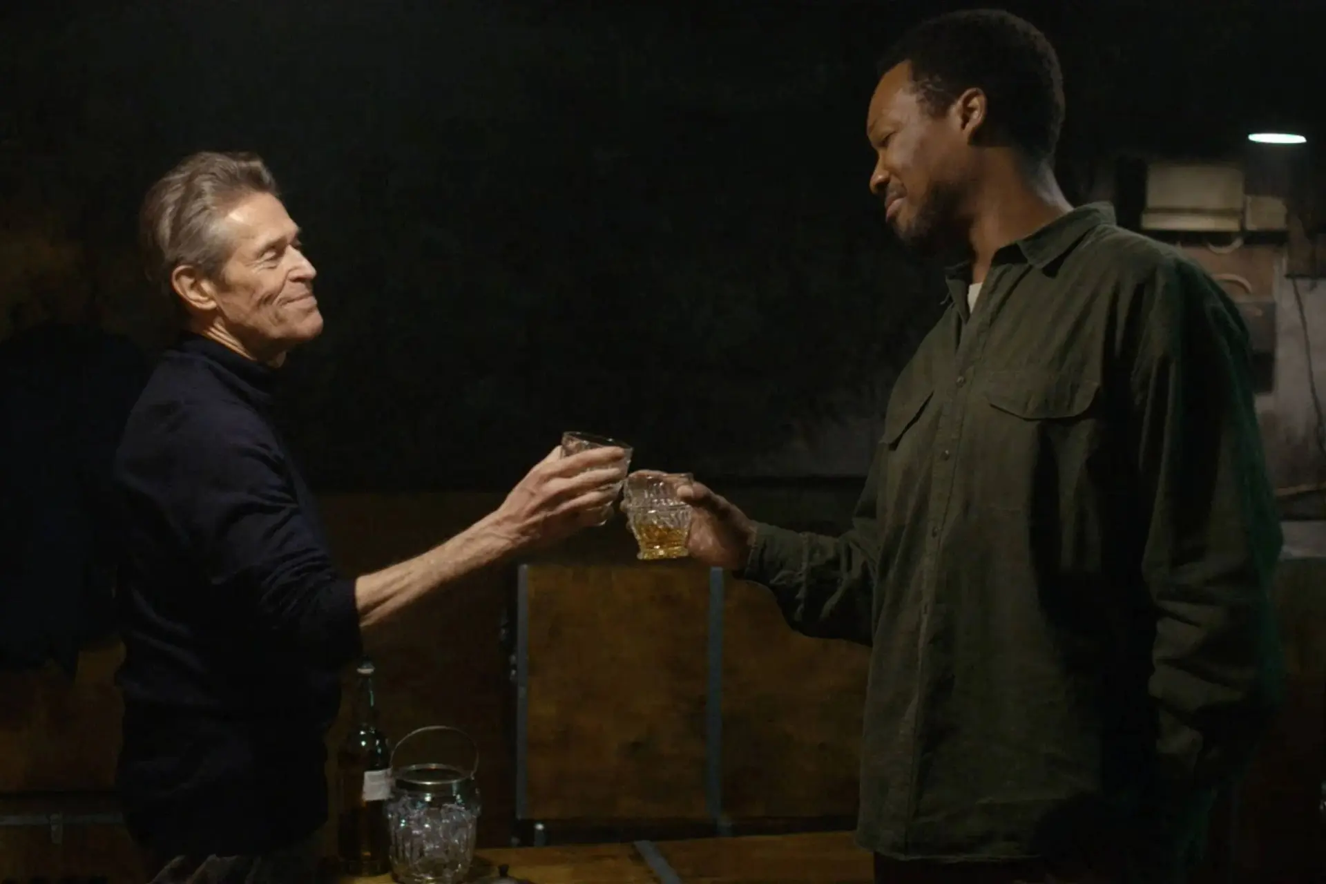 'The Man in My Basement' trailer: Willem Dafoe daalt af in de kelder van het kwaad