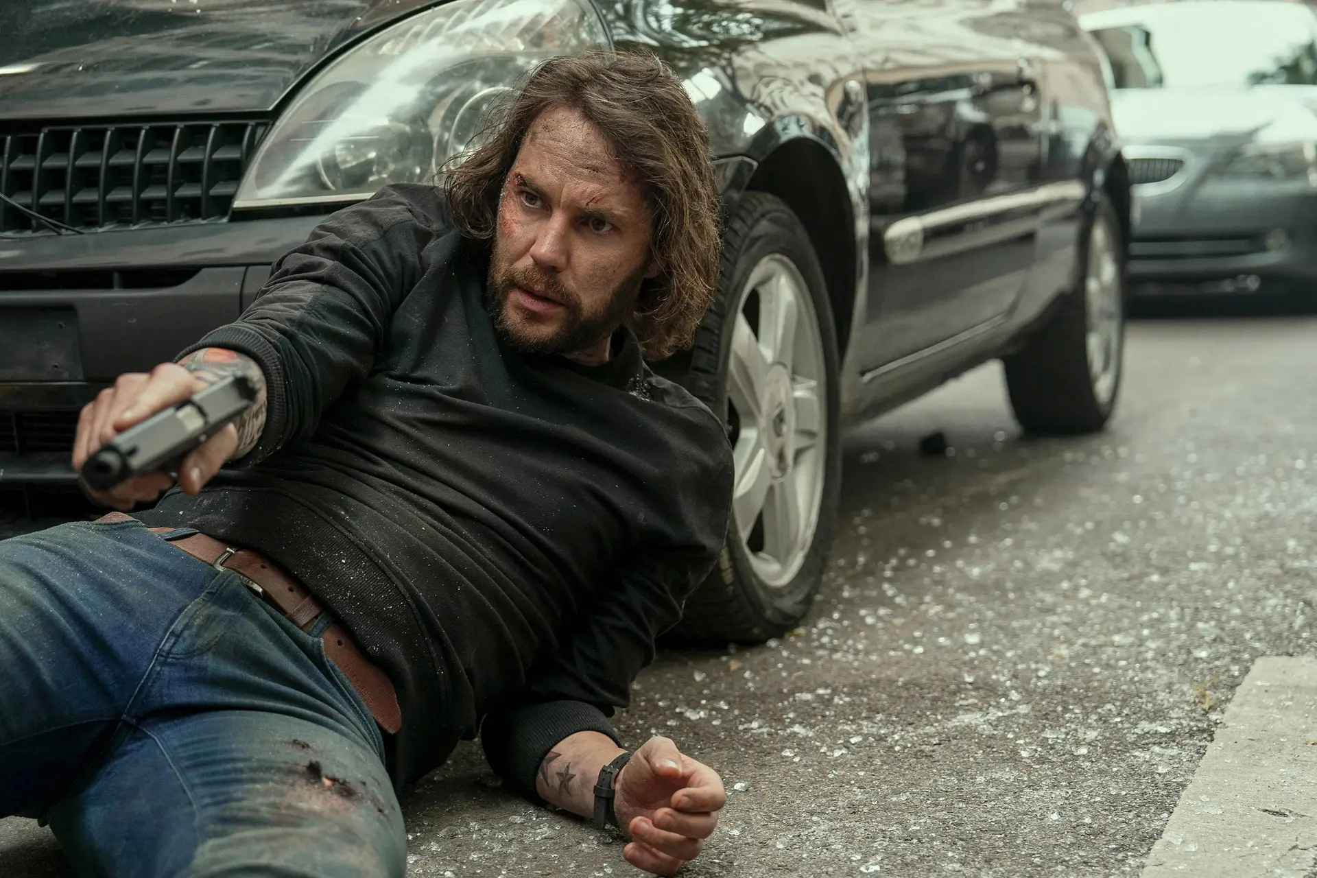 Nieuwe 'The Terminal List'-serie met Taylor Kitsch gaat vandaag van start op Prime Video