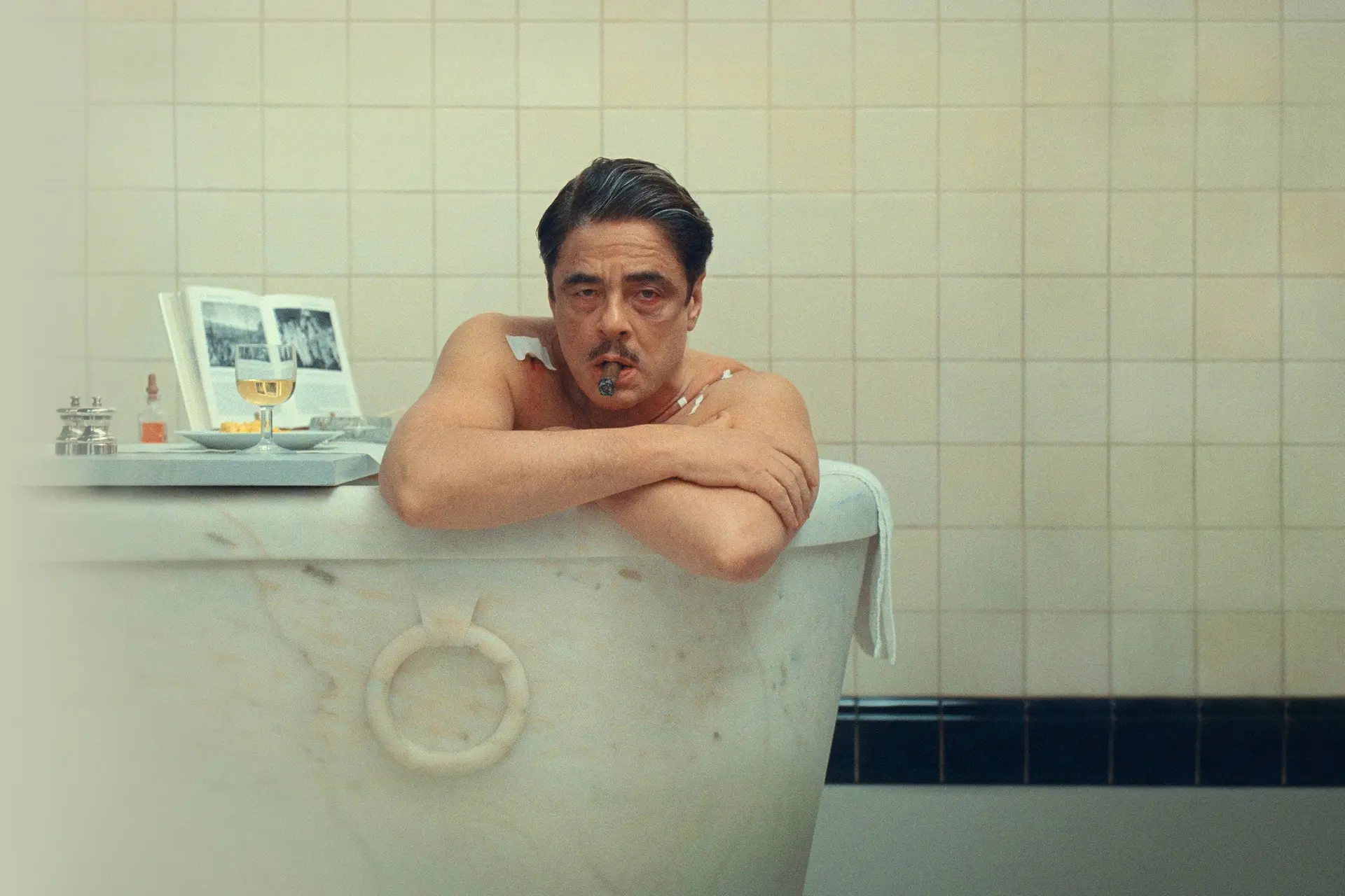 Nieuwe bioscoopfilm 'The Phoenician Scheme' van Wes Anderson nu te streamen