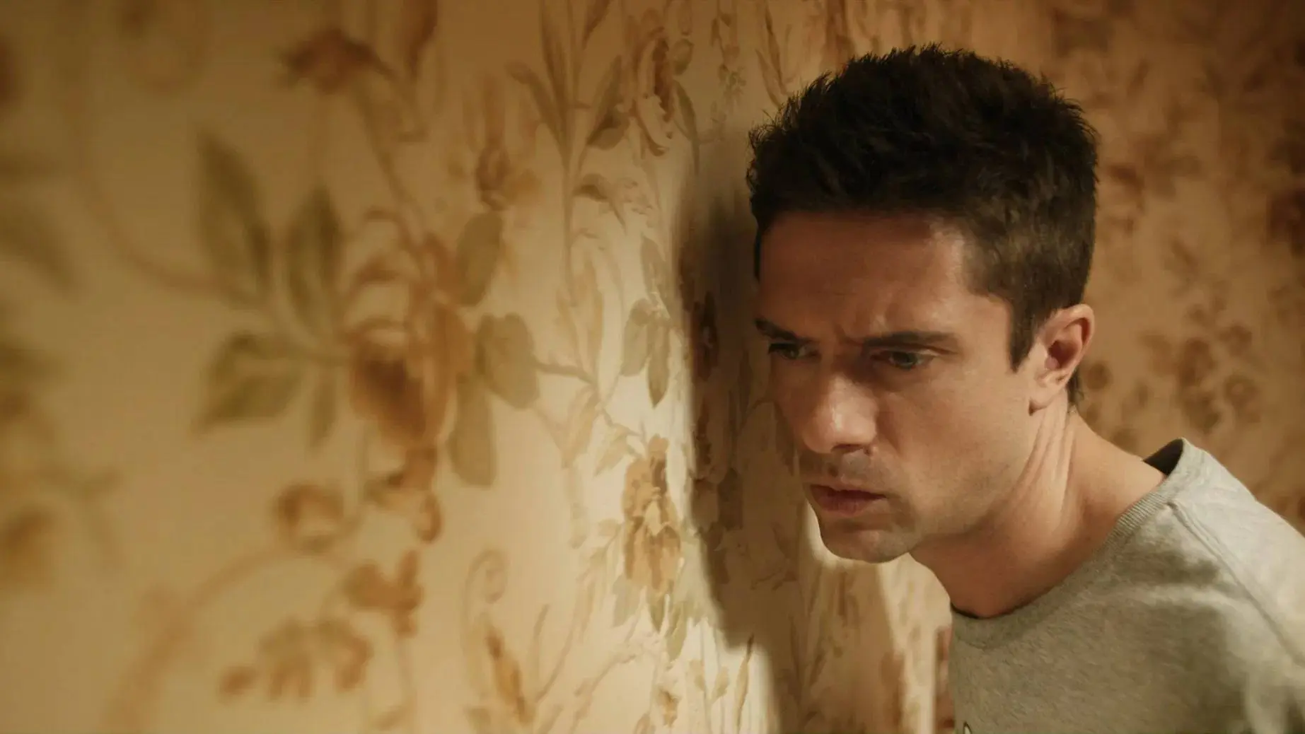 Psychologische thriller met Topher Grace schiet omhoog in de Netflix-top 10: "duister!"