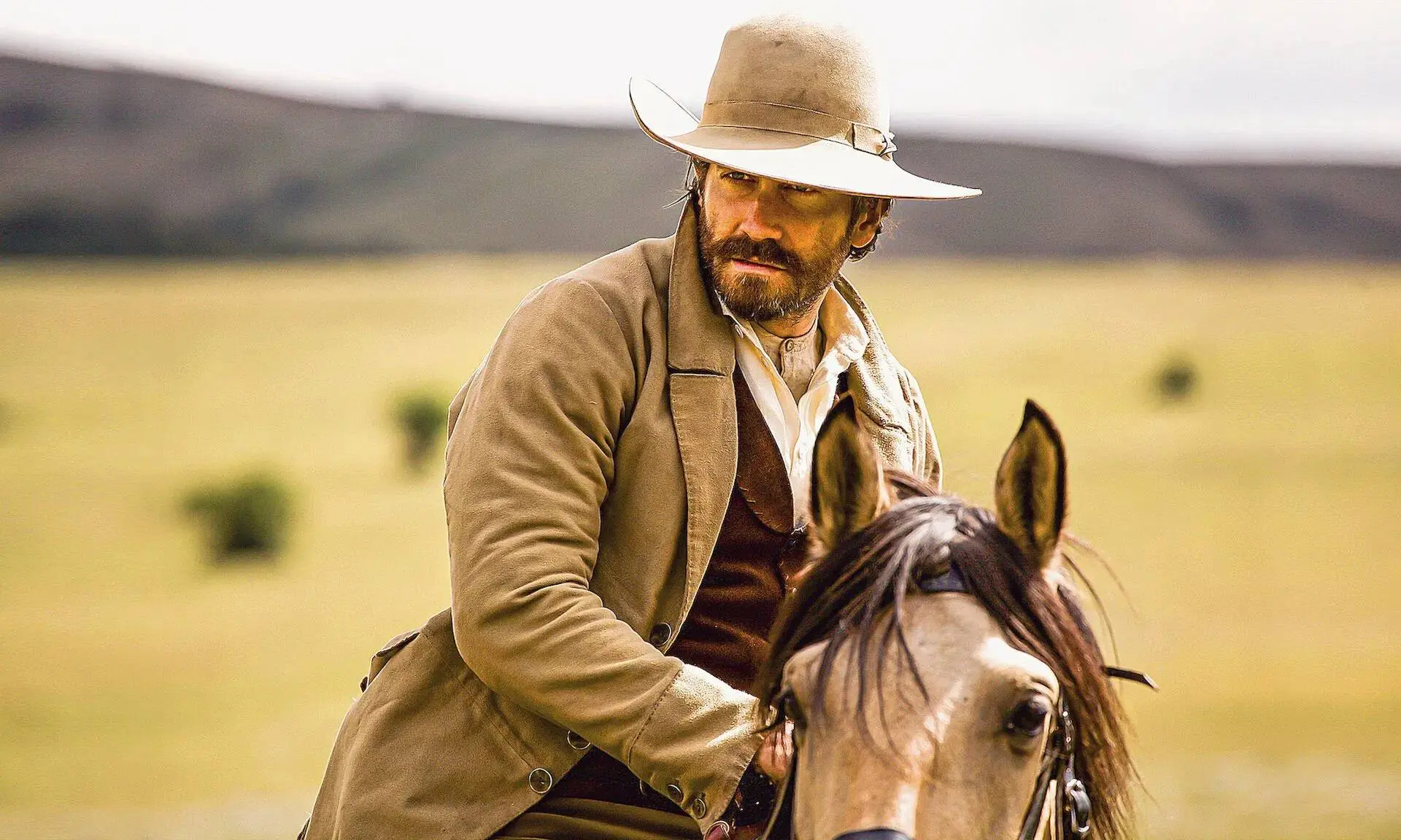 Knallende western met Joaquin Phoenix en Jake Gyllenhaal is zéér de moeite waard: "Uitbundig!"
