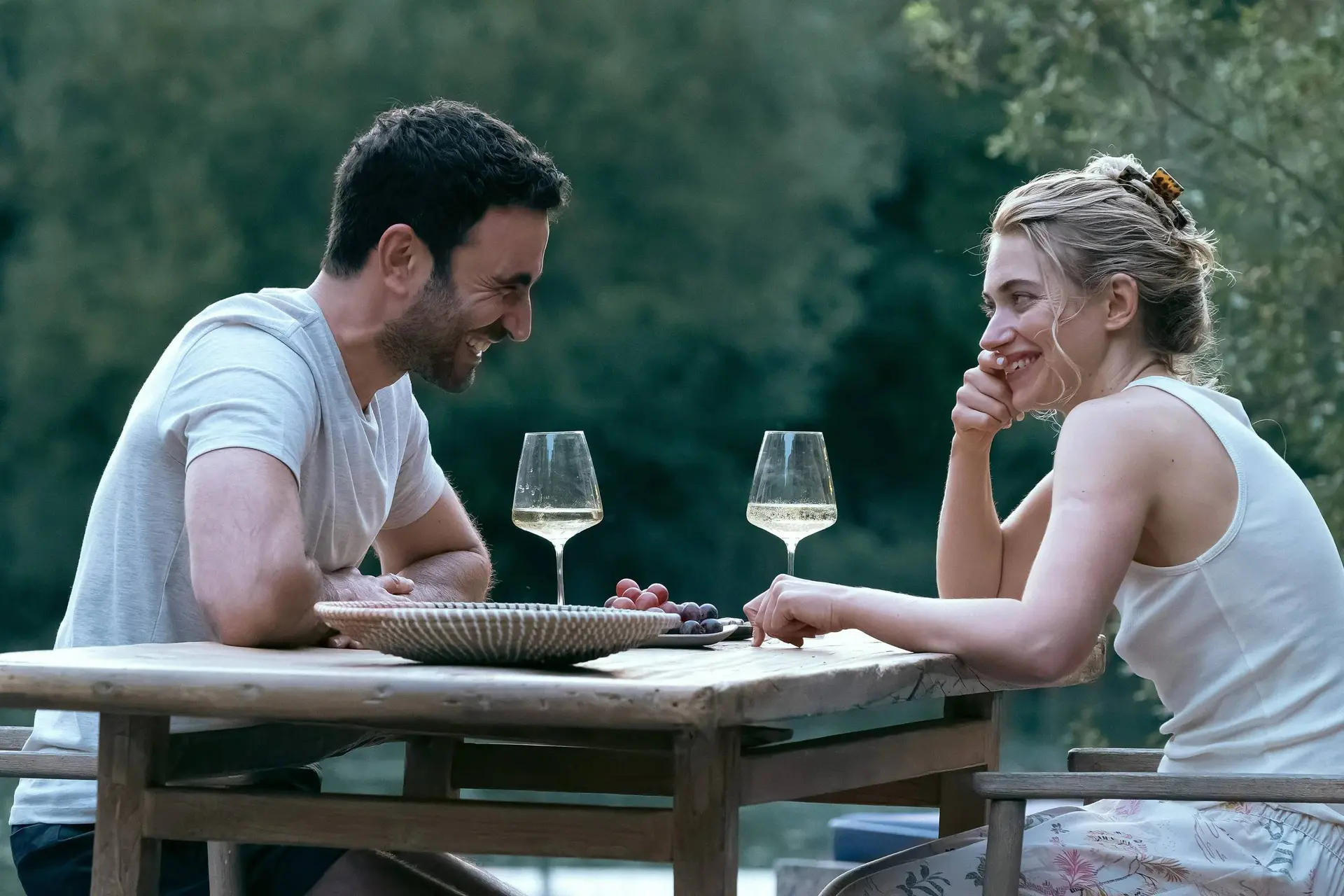 Nieuwe sci-fi met Brett Goldstein en Imogen Poots weet kijkers én critici te overtuigen