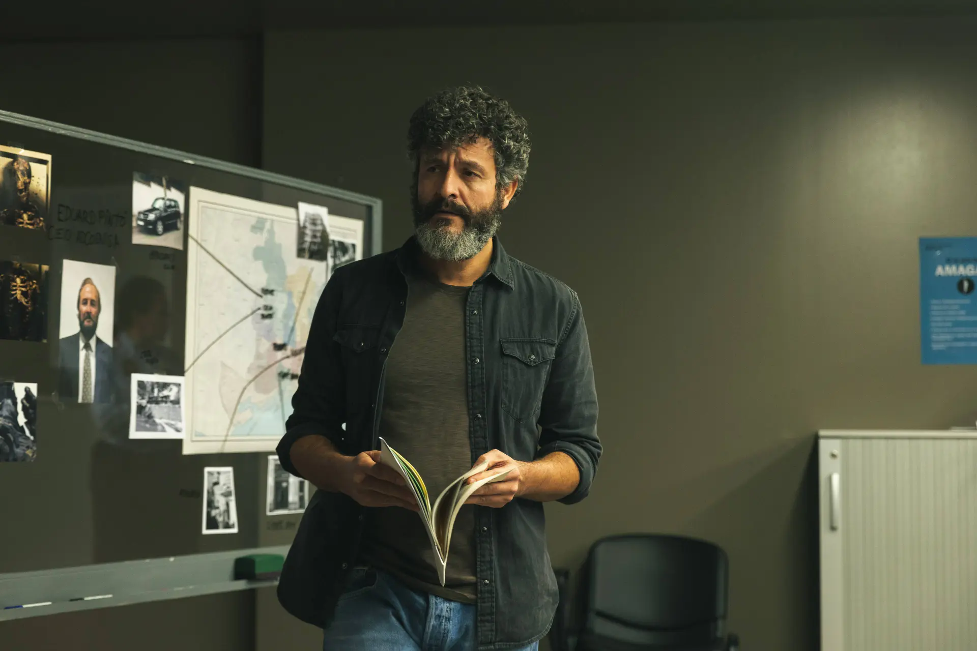 Netflix-kijkers lopen weg met nieuwe Spaanse thrillerserie: "graag meer van dit!"