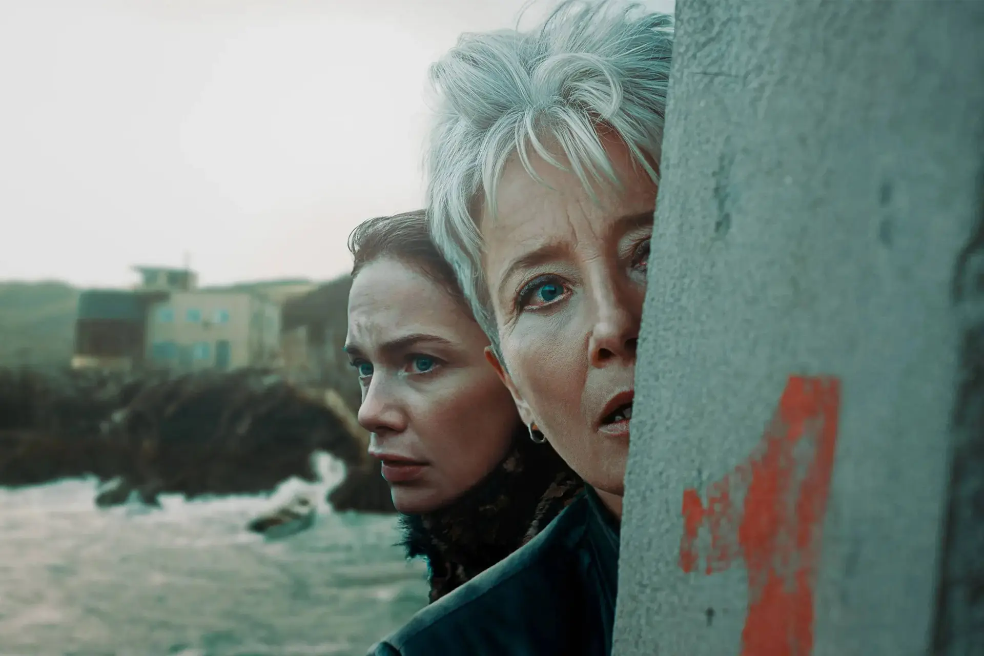 Nieuwe misdaadserie met Emma Thompson valt in de smaak bij kijkers: "verdomd van genoten!"