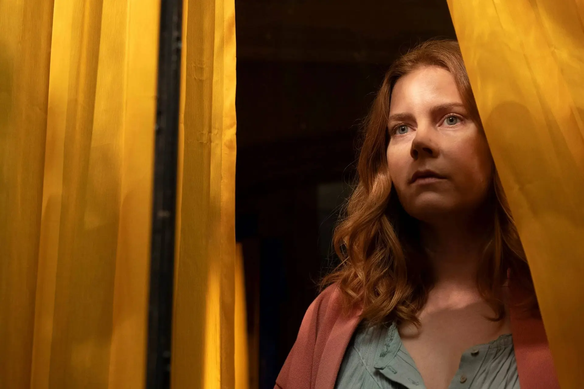 Mysterieuze Netflix-thriller met Amy Adams wordt geprezen door kijkers: "Behoorlijk spannend!"