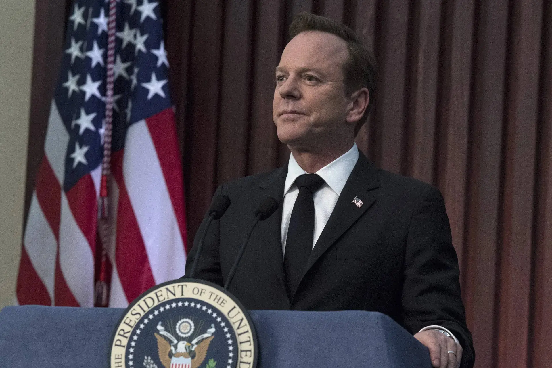 Remake van deze politieke Netflix-thriller steekt er met kop en schouders bovenuit