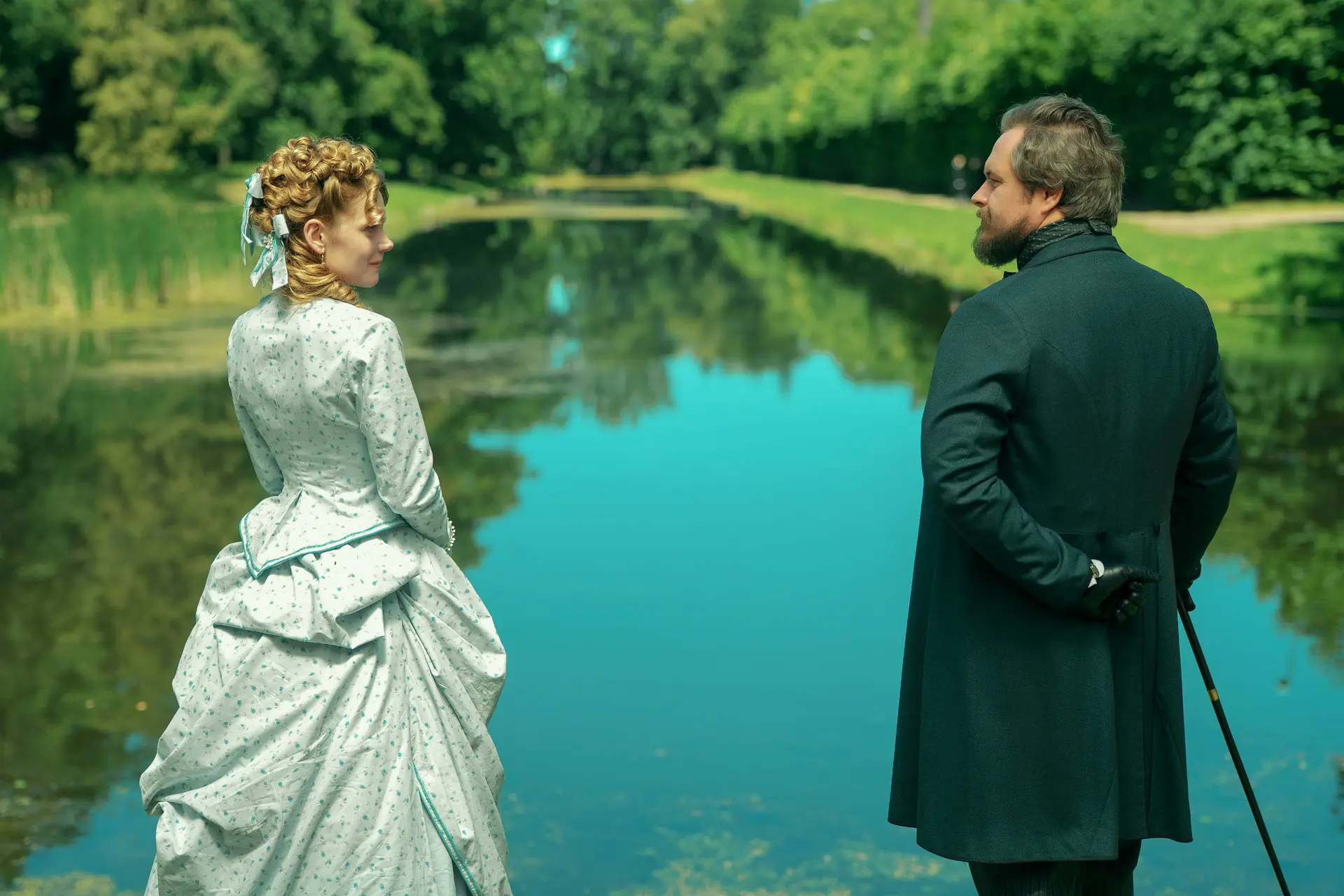 Netflix deelt eerste verbluffende beelden van nieuwe historische dramaserie 'Lalka'