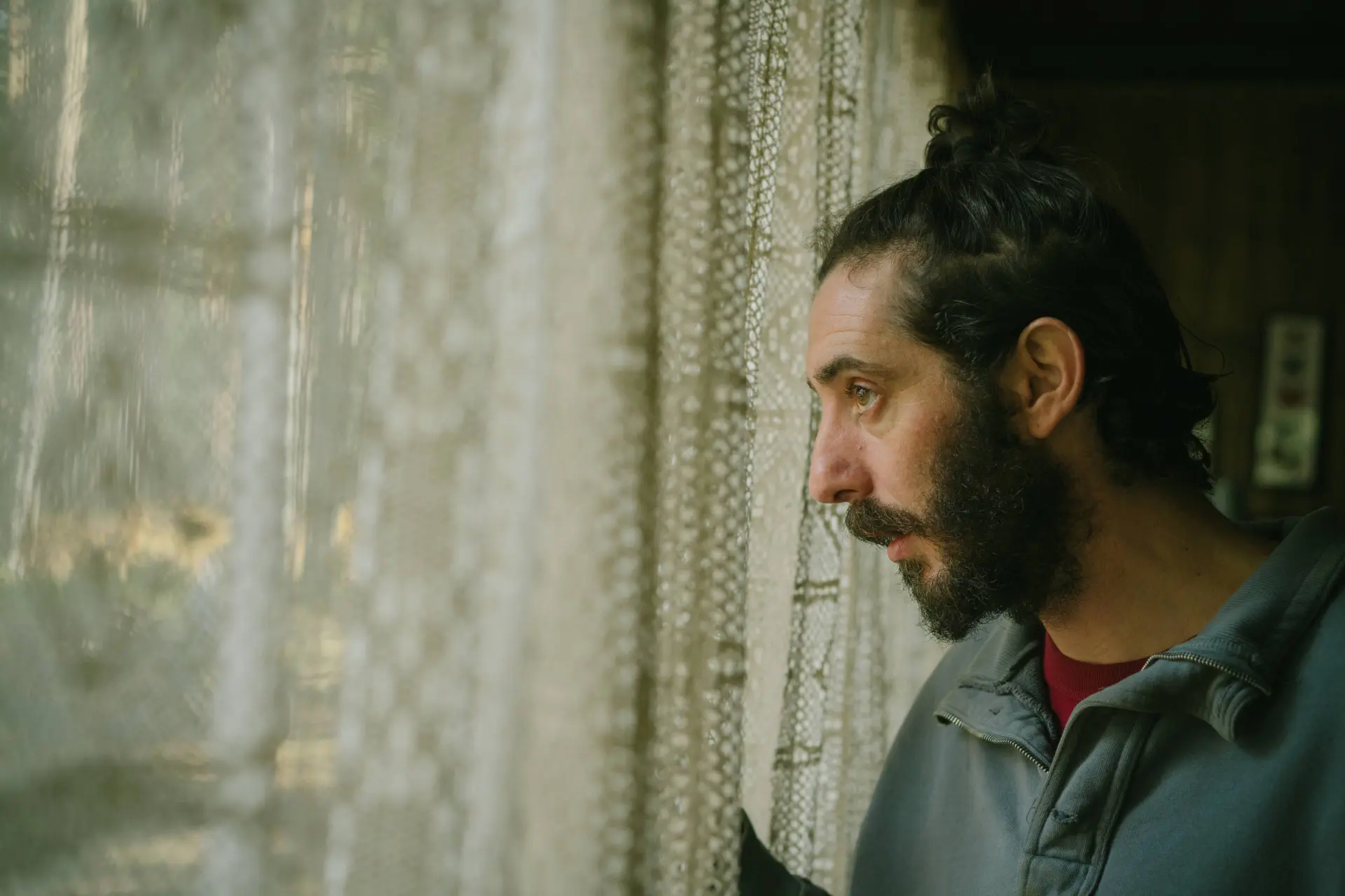 Nieuwe Spaanse thriller neemt koppositie in Nederlandse Netflix-top 10: "Geweldig!"