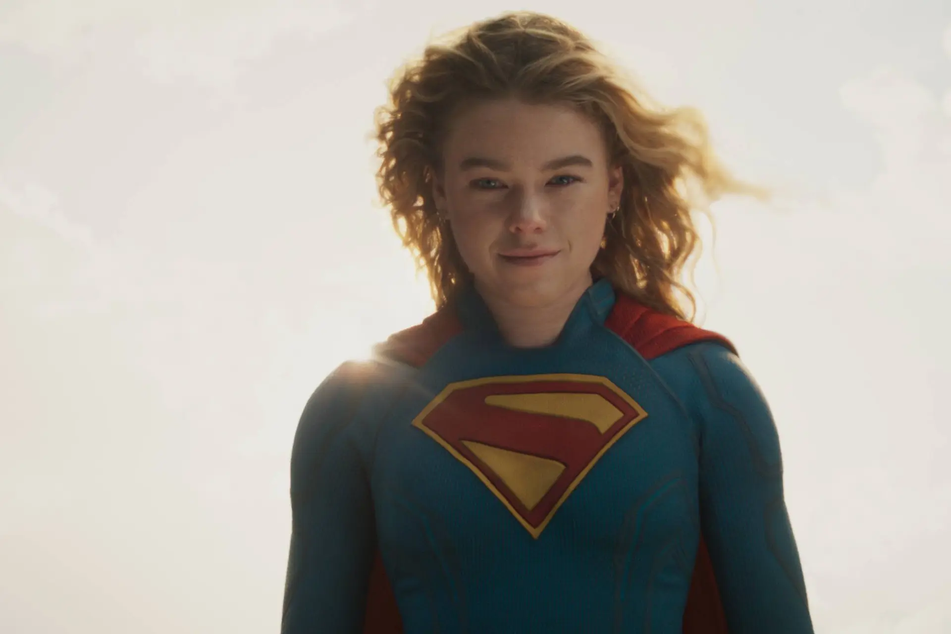 DC Studios deelt nieuwe Super Bowl-trailer van bioscoopfilm 'Supergirl'