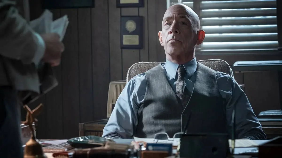 Keiharde misdaadserie met J.K. Simmons en Titus Welliver nu te streamen