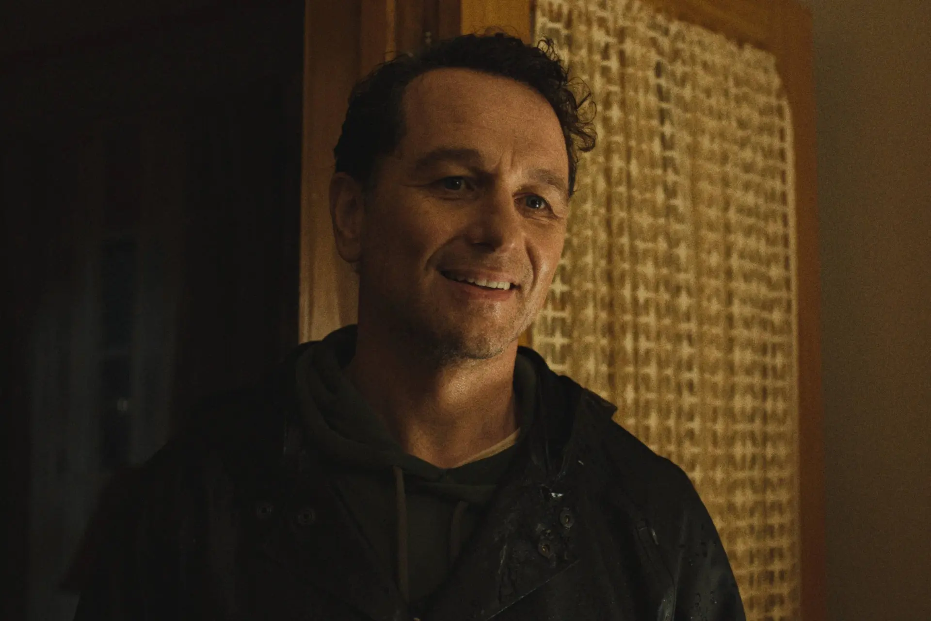 Mysterieuze hitserie met Matthew Rhys krijgt officieel een tweede seizoen