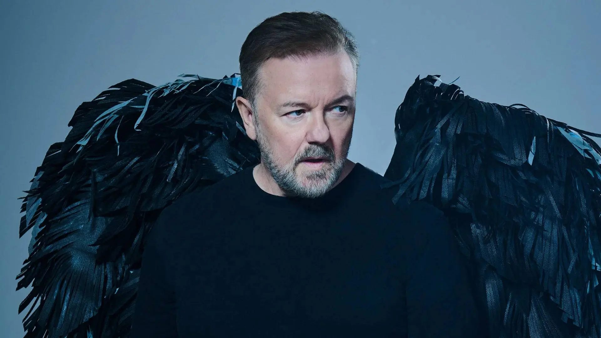 Rickey Gervais keert terug op Netflix met nieuwe serie én stand-upshow