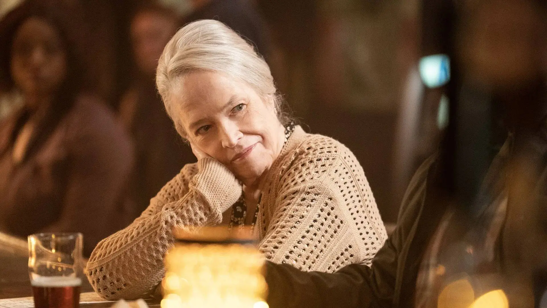 Vanaf oktober stream je deze ijzersterke advocatenserie met Kathy Bates op Netflix
