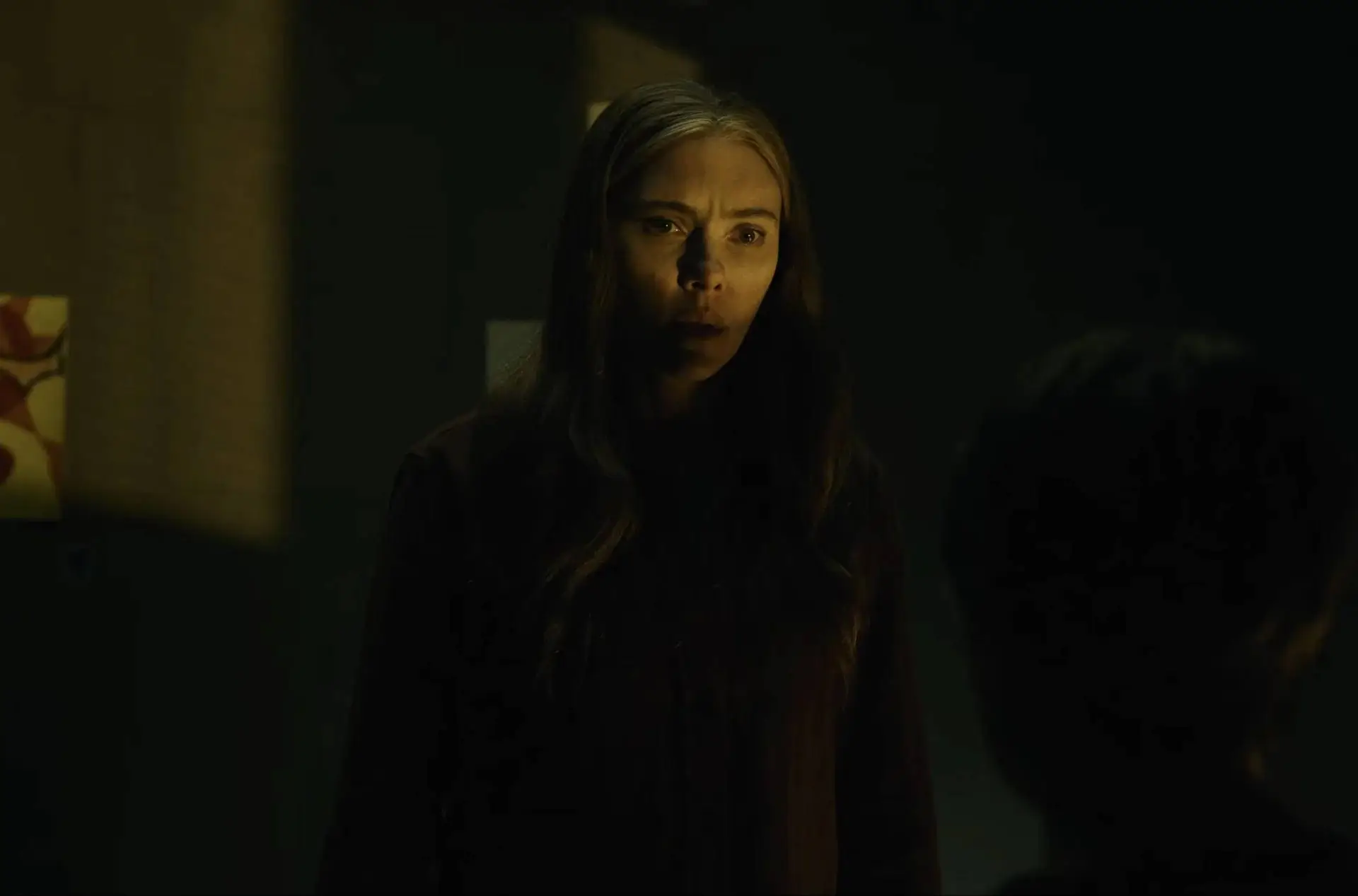 Mike Flanagan gooit alle remmen los in officiële trailer van 'The Exorcist: Martyrs'