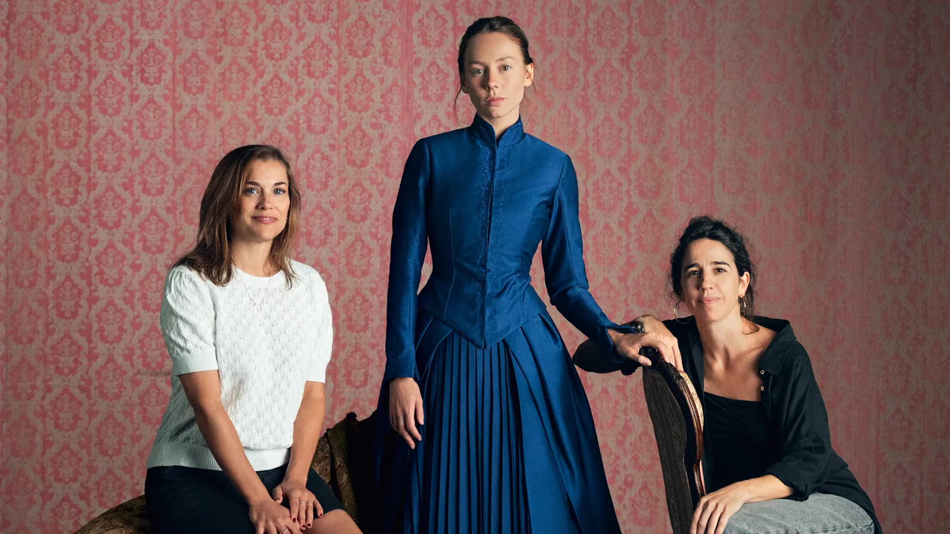 Netflix strikt 'Élite'-ster Ester Expósito voor verfilming van beroemde Spaanse roman