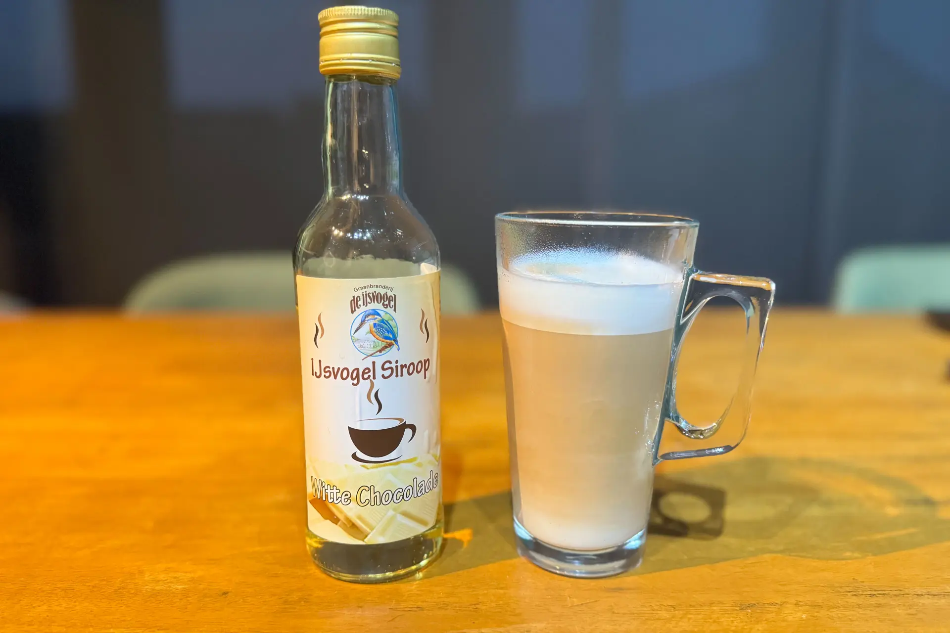 Koffie recept: zo maak je eenvoudig een latte macchiato met witte chocolade