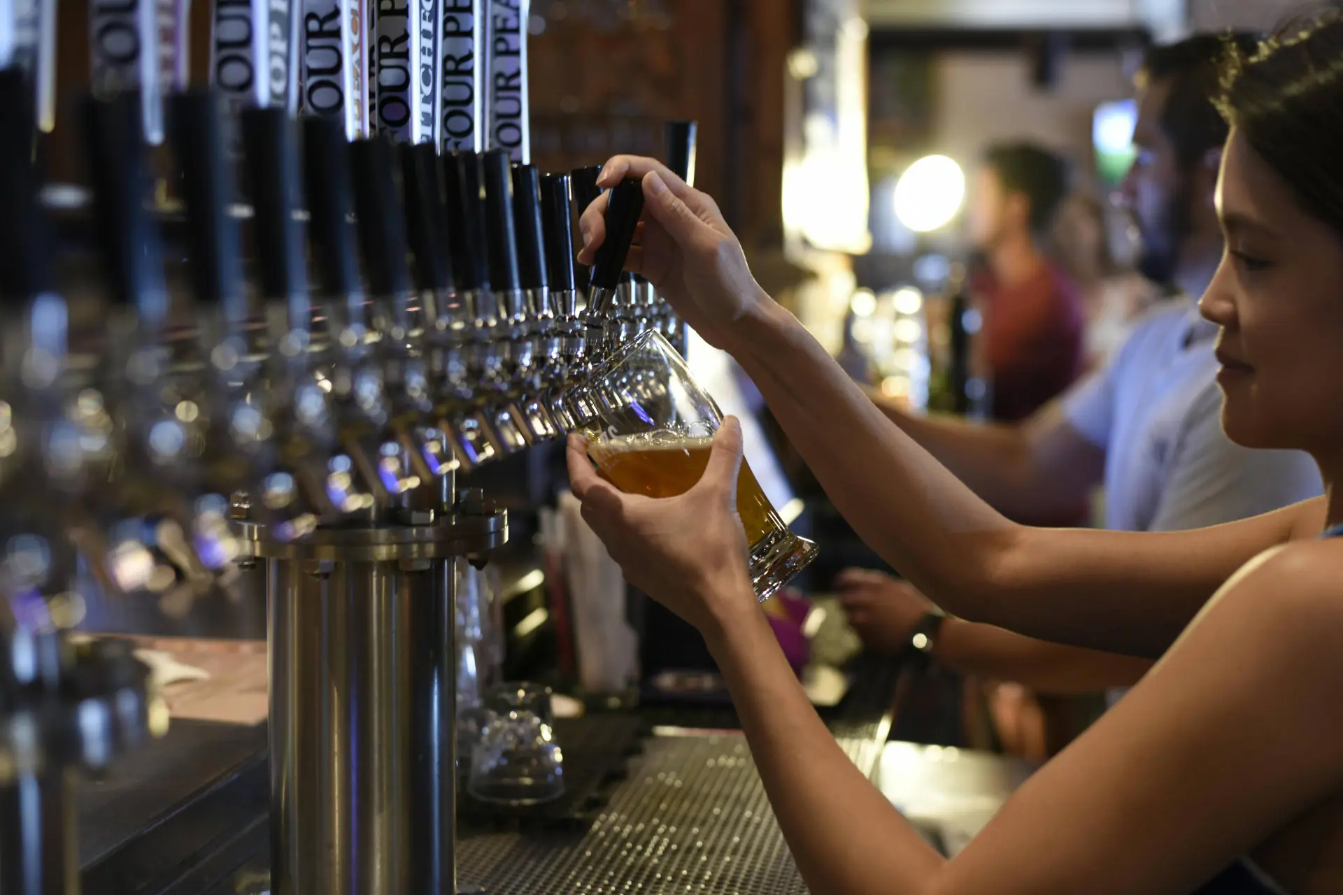 Waarom dalen de biercijfers in Nederland?