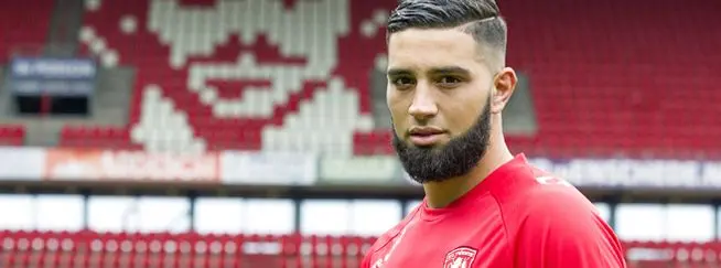 Adnane Tighadouini fc twente stadion presentatie