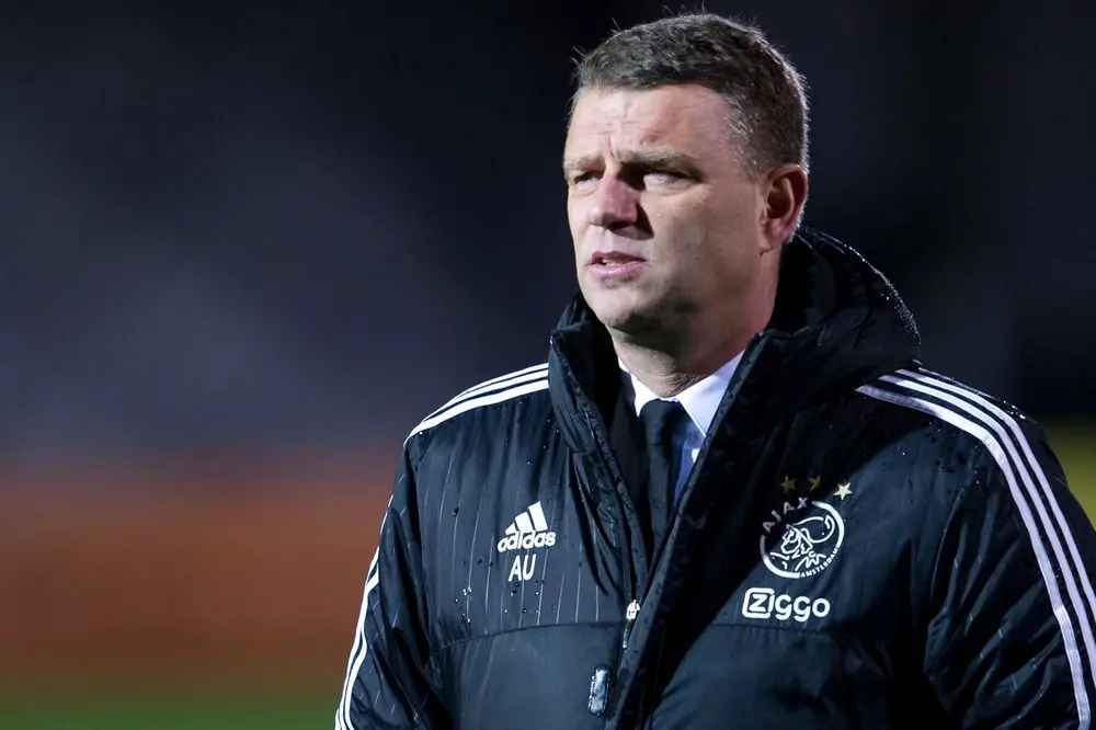 Andries Ulderink ajax trainer
