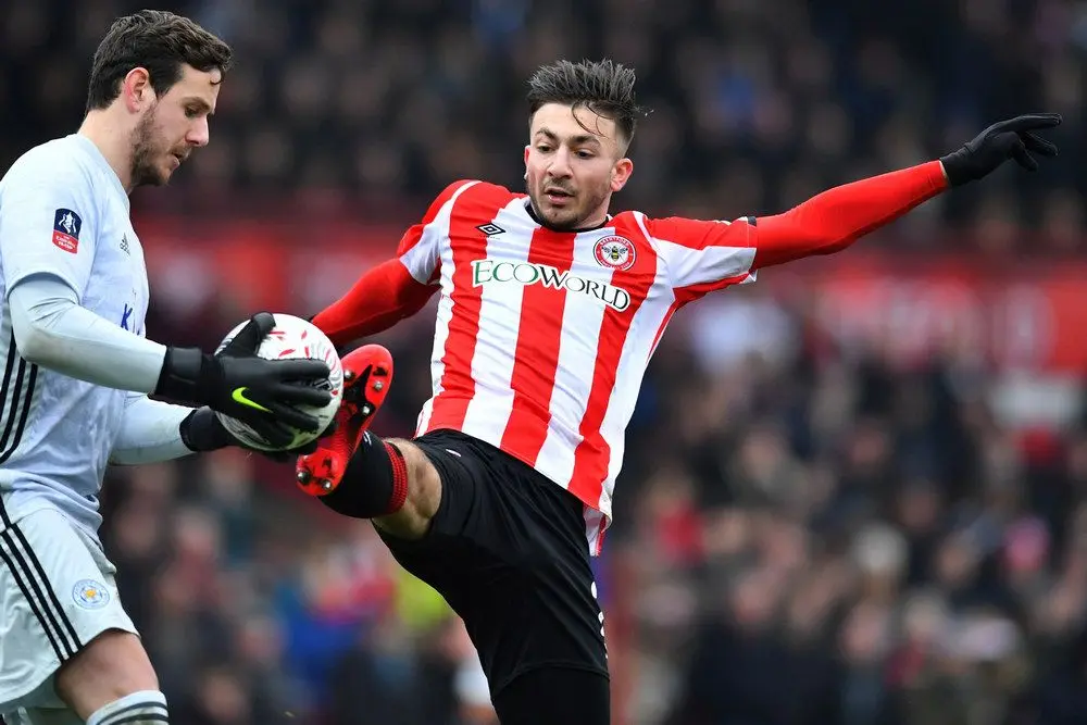 Dervisoglu brentford middenvelder