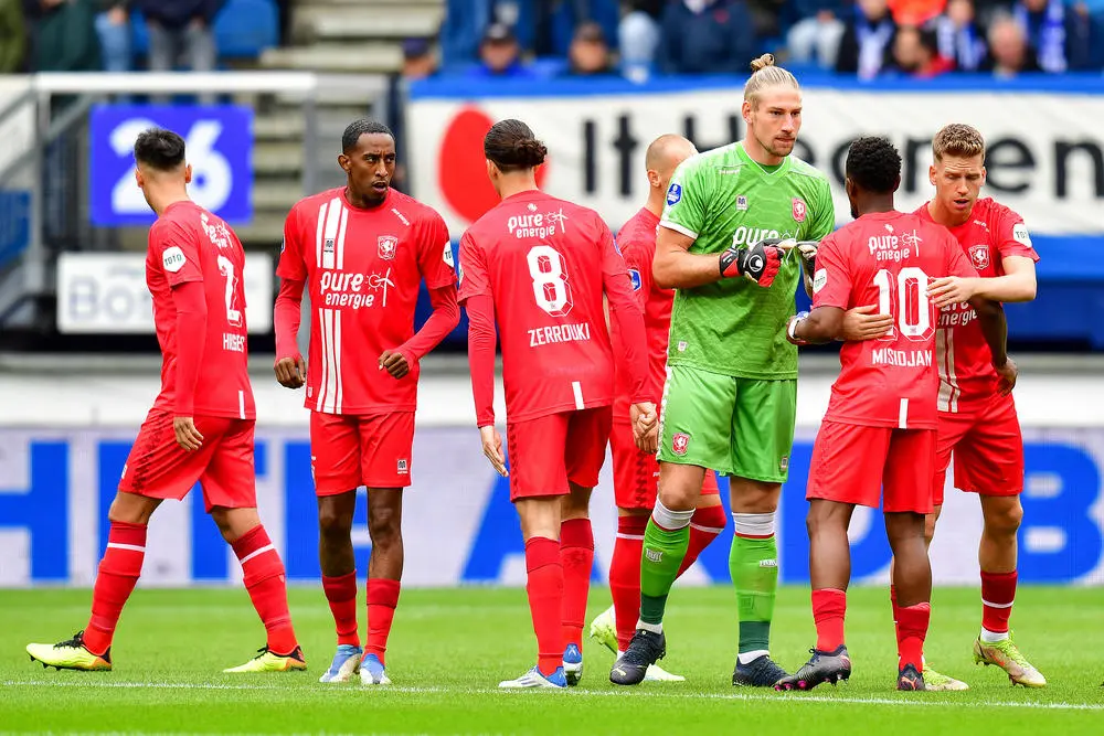 Lars Unnerstall Virgil Misidjan Gijs Smal Ramiz Zerrouki Joshua Brenet Mees Hilgers SC Heerenveen FC Twente Abe Lenstra Stadion Seizoen 2022 2023