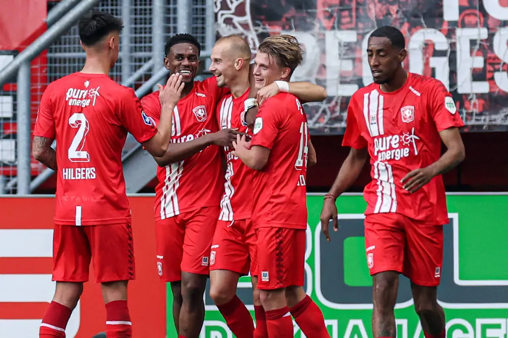 Mees Hilgers Virgil Misidjan Sem Steijn Vaclav Cerny Joshua Brenet FC Twente RKC Seizoen 2022 2023
