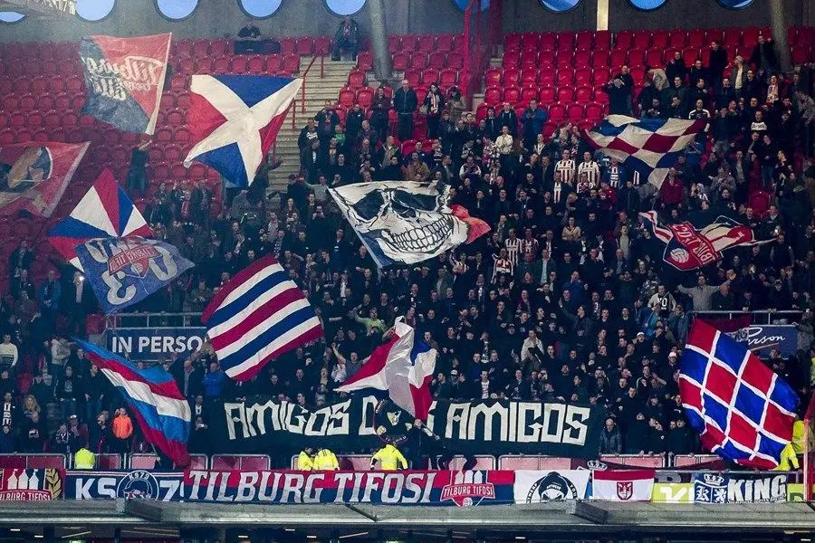 Uitvak Willem II FC Twente Grolsch Veste