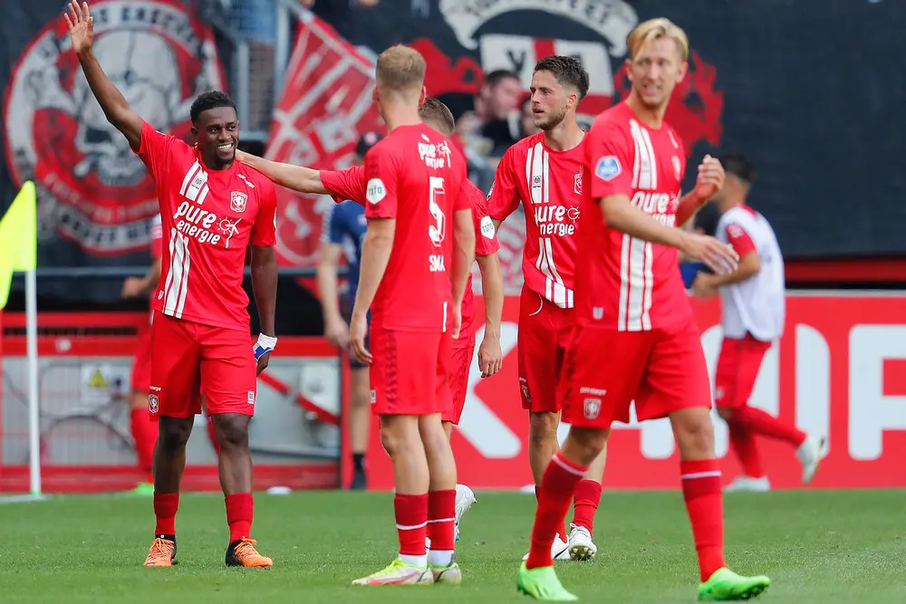 Virgil Misidjan Gijs Smal Michel Vlap Ricky Van Wolfswinkel Juichen FC Twente Fortuna Sittard Seizoen 2022 2023