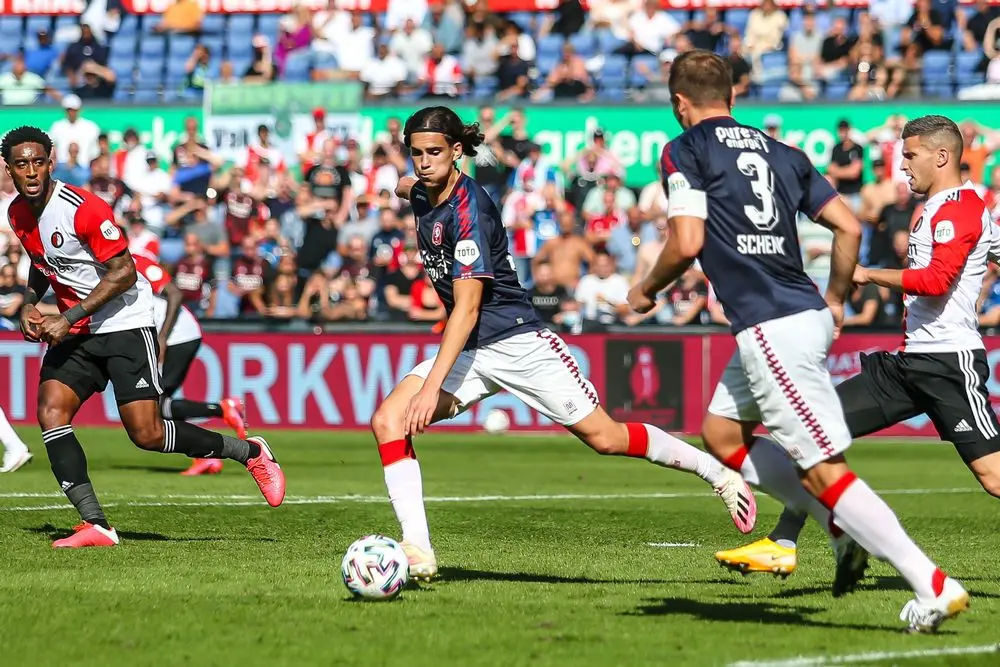 Zerrouki Schenk Feyenoord FC Twente 2020 2021 De Kuip