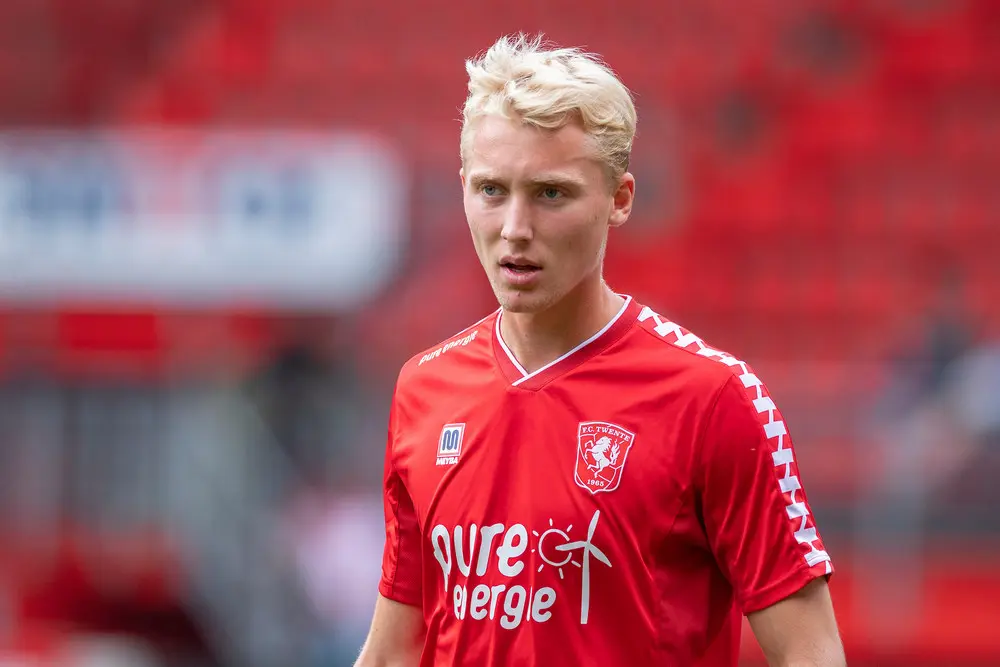 caper staring fc twente close up 2021