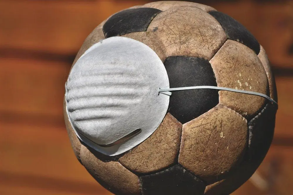 cononavirus voetbal 2020