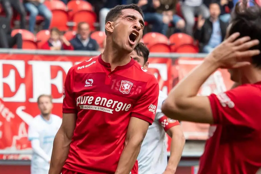 cristian gonzalez fc twente grolsch veste balen