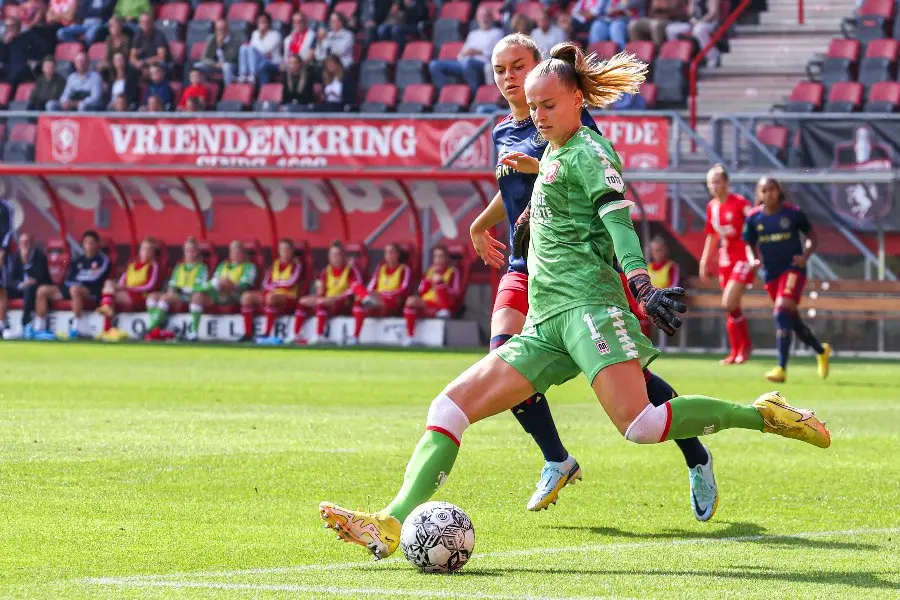daphne van domselaar fc twente vrouwen ajax super cup de grolsch veste