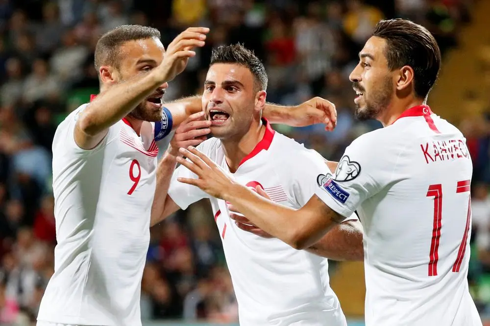 deniz turuc cenk tosun irfan can kahveci turks voetbalelftal turkije